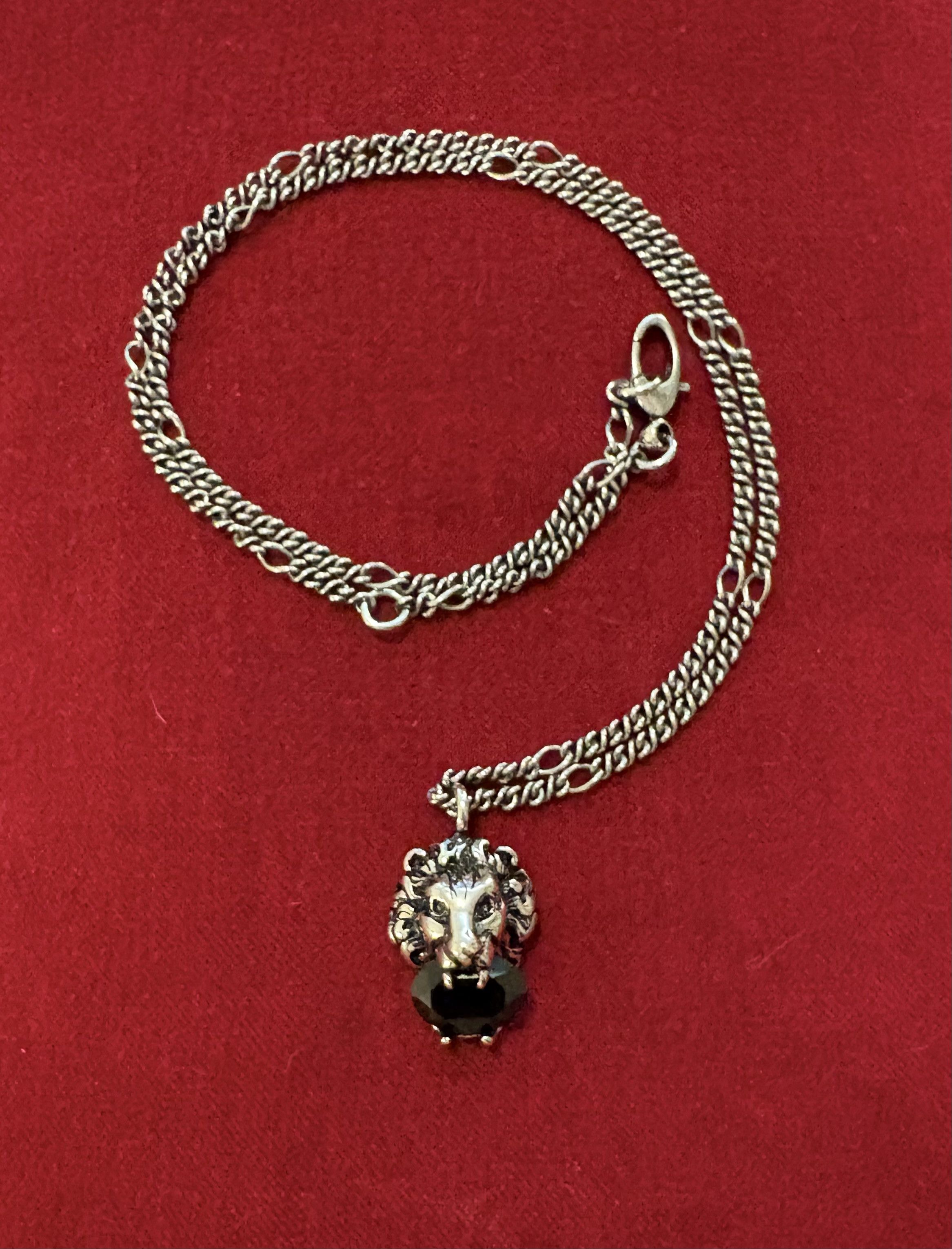 Gucci Lion Necklace Size ONE SIZE - 3 Thumbnail