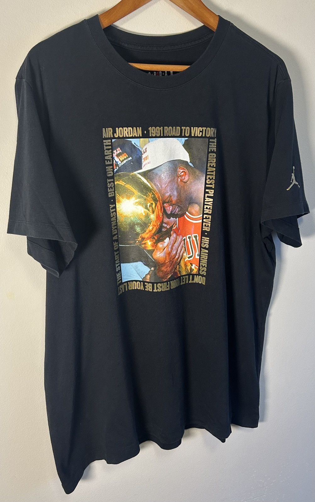 Jordan Brand Air Jordan Shirt Mens XL Black Jumpman 1991 Road To Victory Size US XL / EU 56 / 4 - 2 Thumbnail