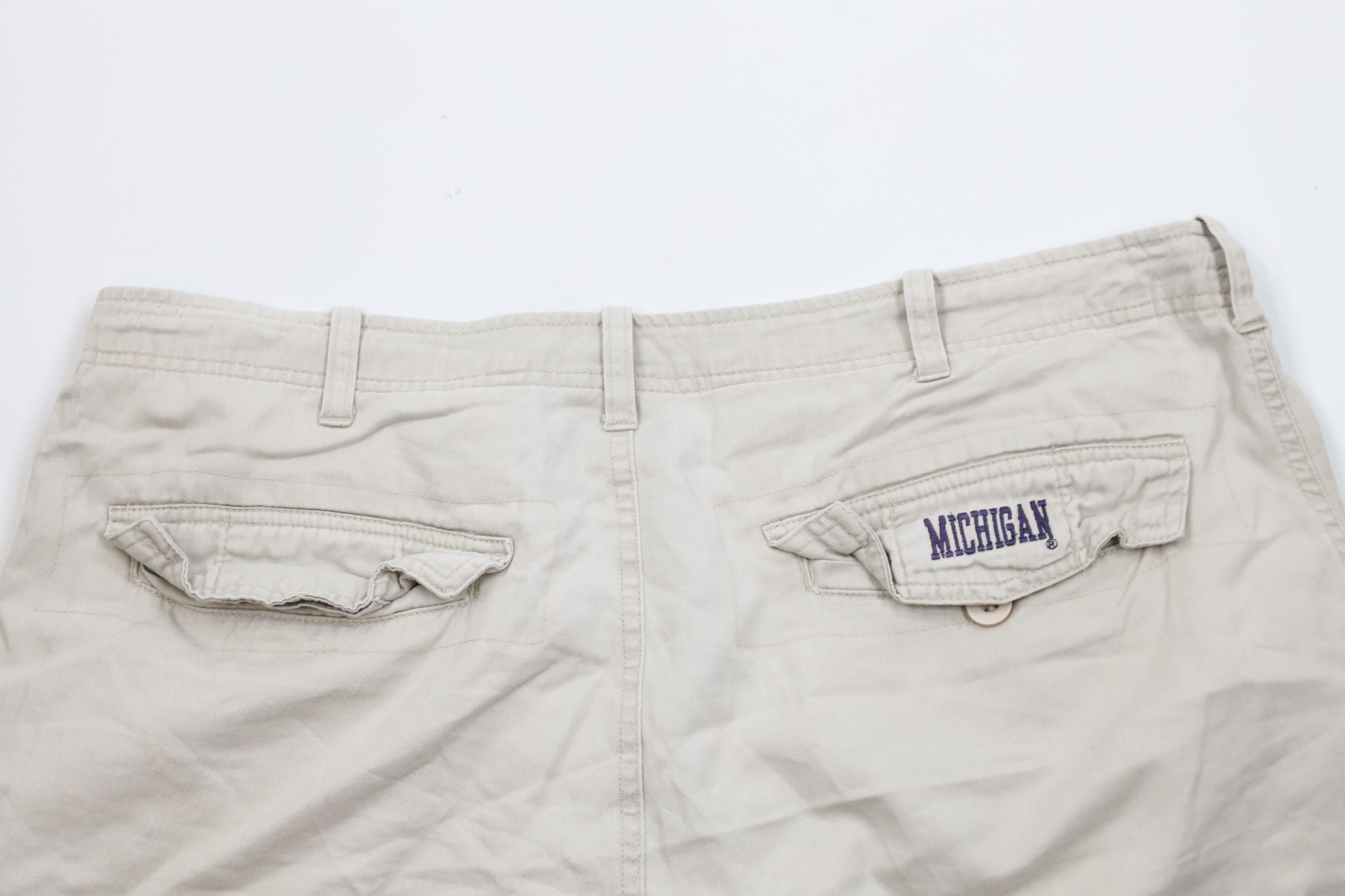 Vintage Vintage 90s Y2K University of Michigan Block M Cargo Shorts Size US 36 / EU 52 - 9 Thumbnail