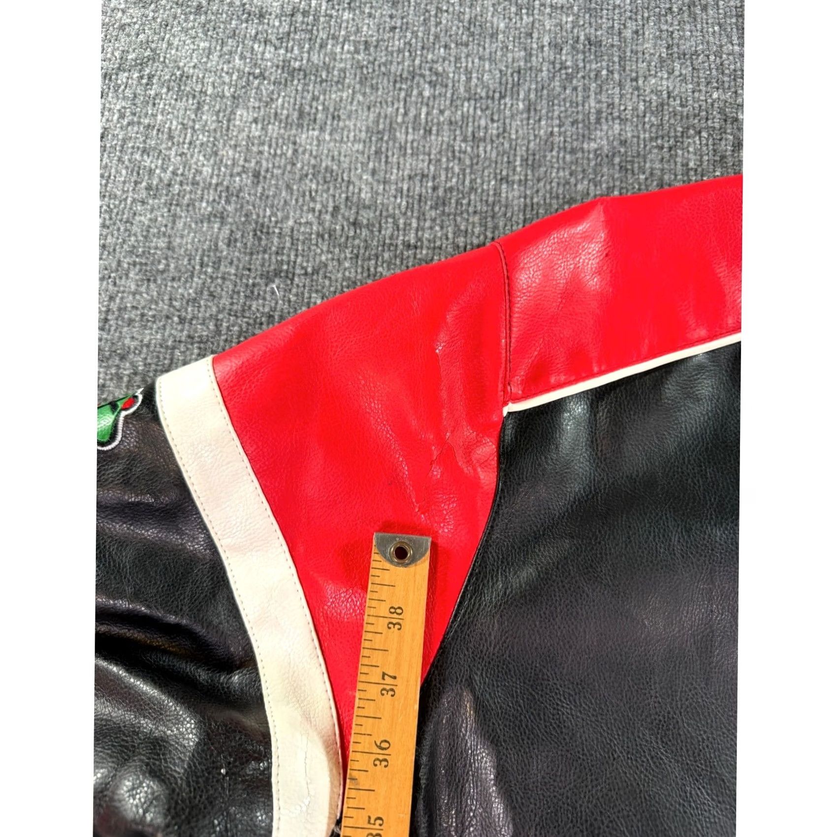 NHL Chicago Blackhawks Jacket Mens XL Black Red Faux Leather Varsity Bomber Zip NHL Size US XL / EU 56 / 4 - 7 Thumbnail