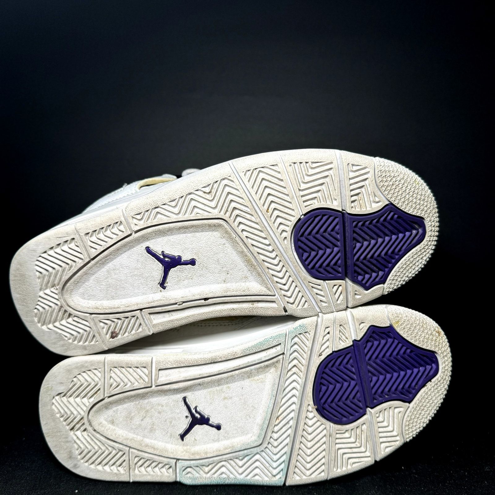 Jordan Brand × Nike Size 5 - Air Jordan 4 Retro GS Purple Metallic Men's Shoes Size US 5 / EU 37 - 7 Thumbnail