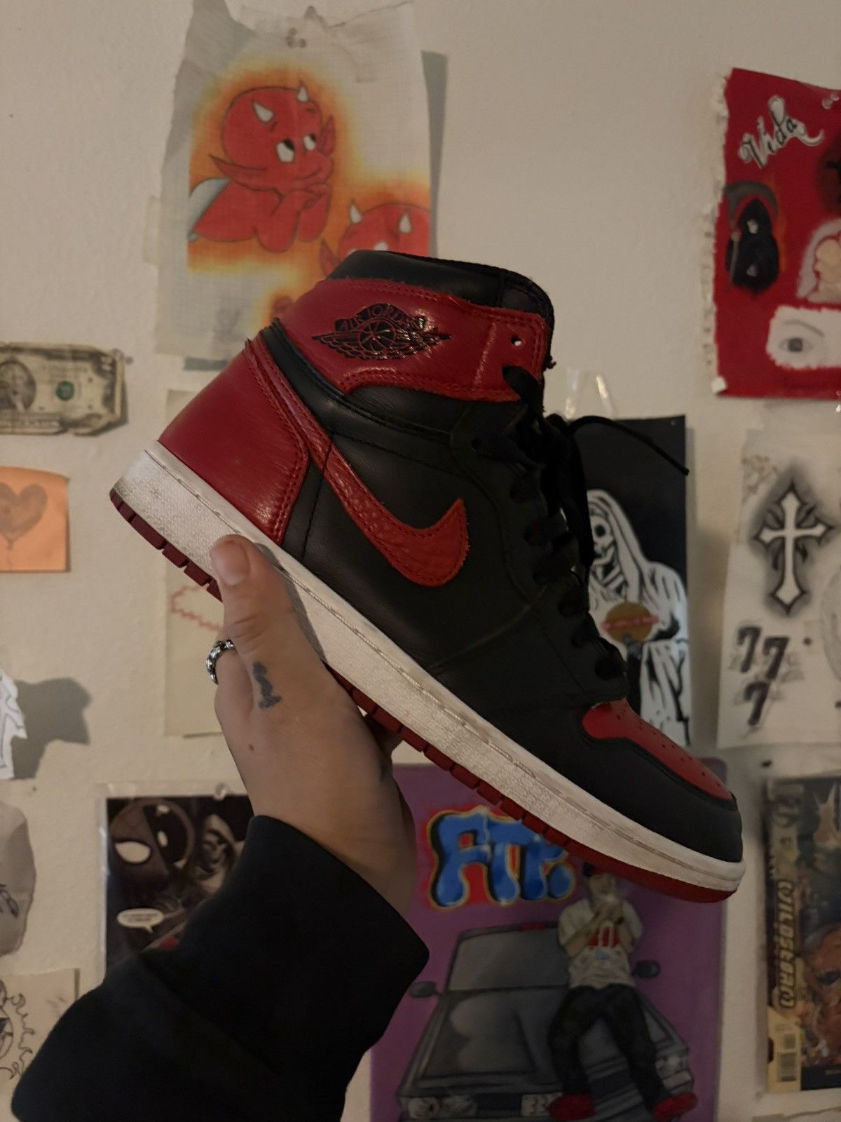 Jordan Brand Jordan 1 Bred Size US 10 / EU 43 - 1 Thumbnail