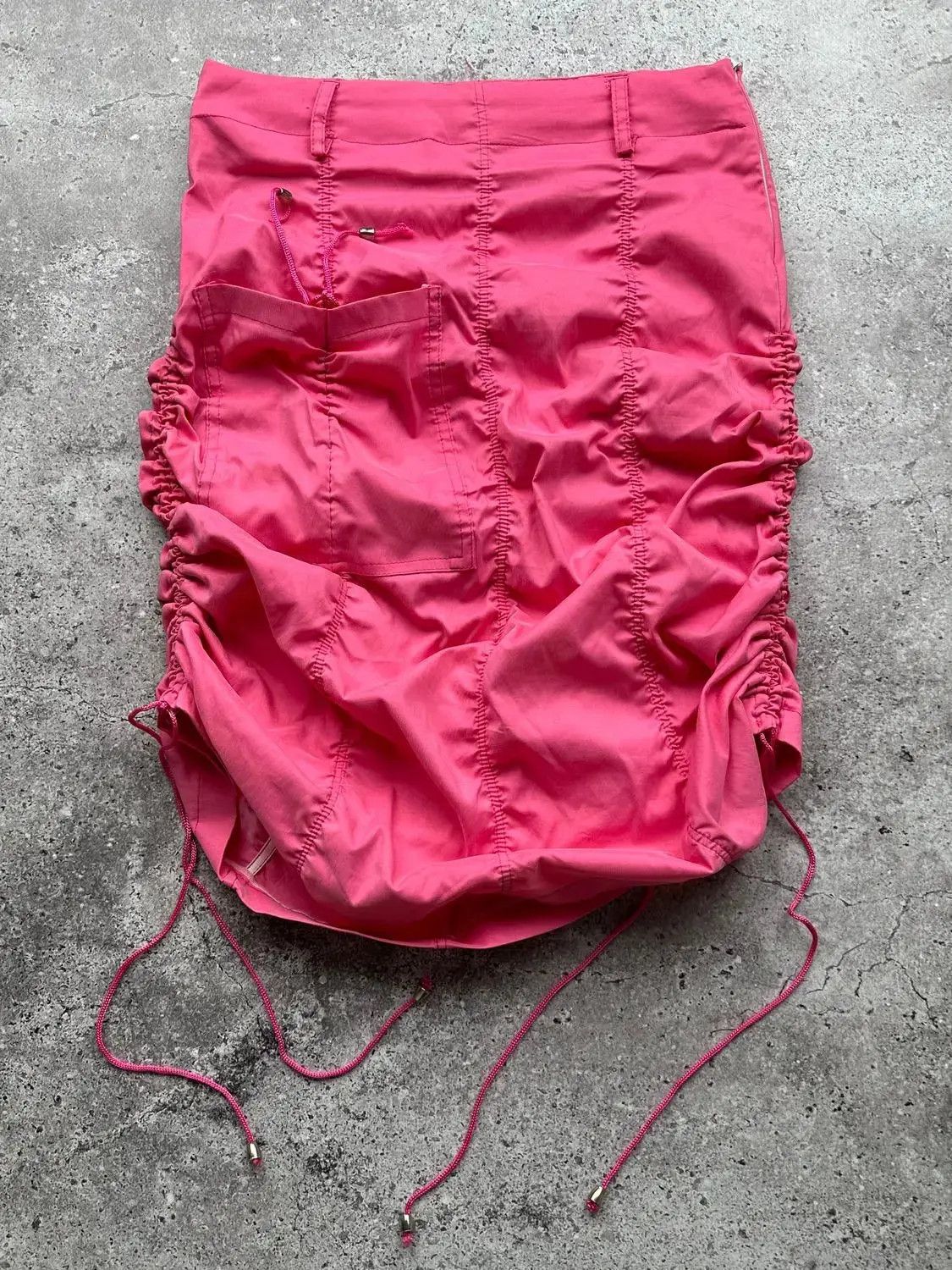 Vintage Vintage Bondage Skirt C440(V599) Size 25" / US 0 / IT 36 - 1 Thumbnail