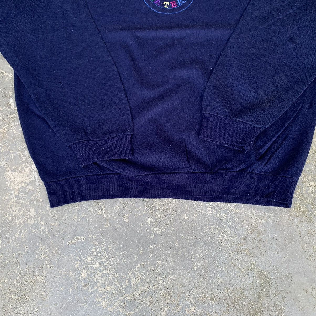 Ungaro Paris Vintage 90s Ungaro Paris Crewneck Embroidered Logo Size US L / EU 52-54 / 3 - 6 Thumbnail