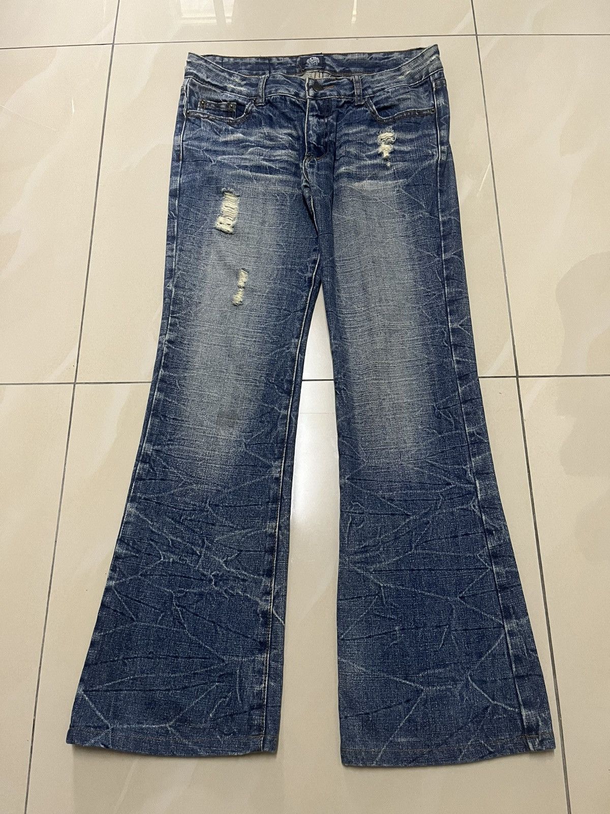 Hysteric Glamour Flare Jeans chouette distressed thunder denim low rise Size US 32 / EU 48 - 1 Thumbnail