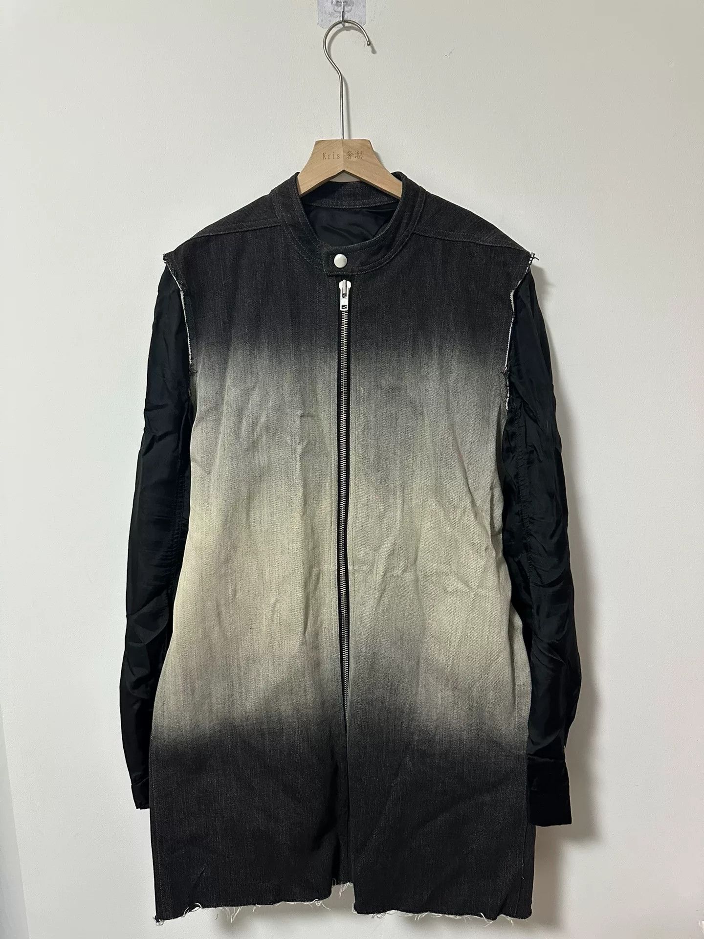 Rick Owens gradient denim jacket with contrast sleeves Size US L / EU 52-54 / 3 - 1 Thumbnail