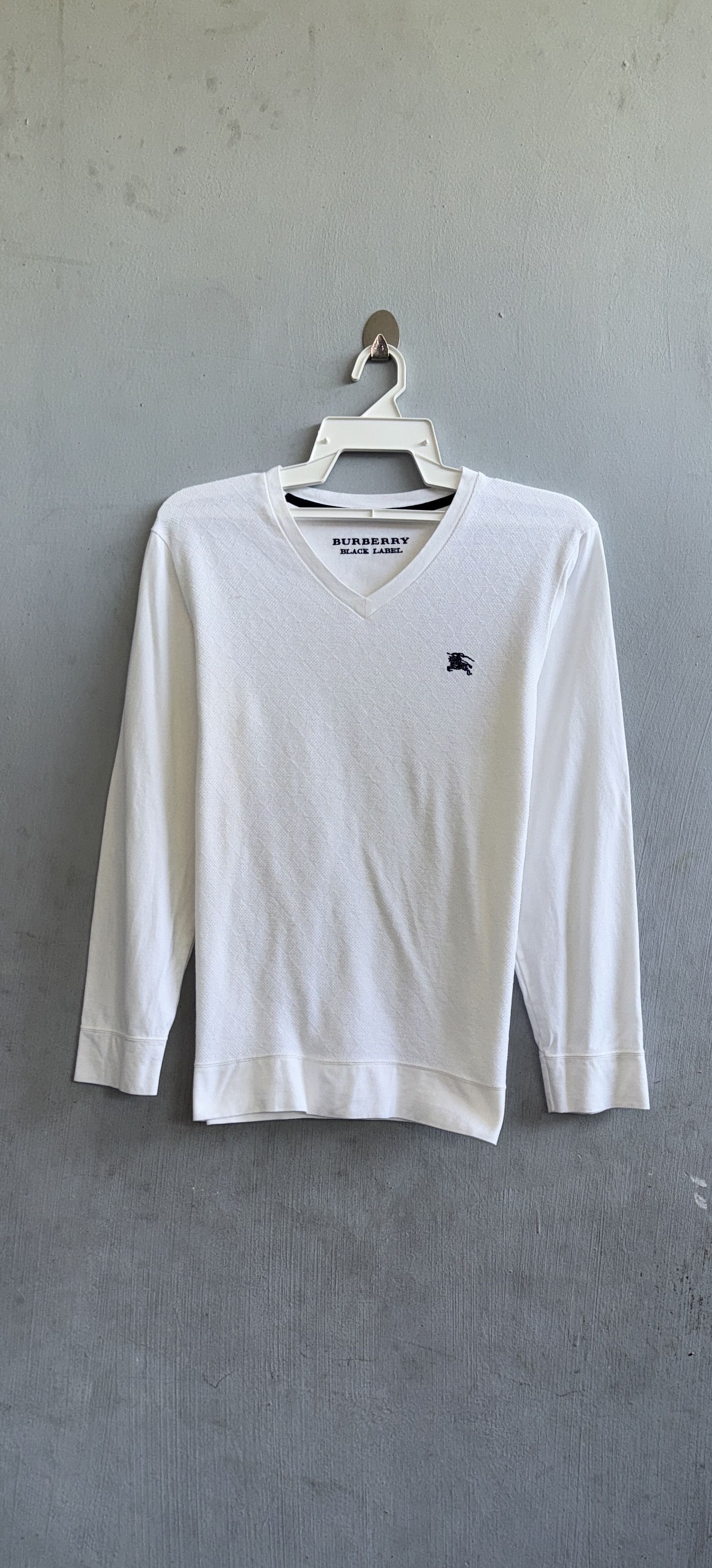 Burberry Burberry Long Sleeve T-Shirt Size M / US 6-8 / IT 42-44 - 1 Thumbnail
