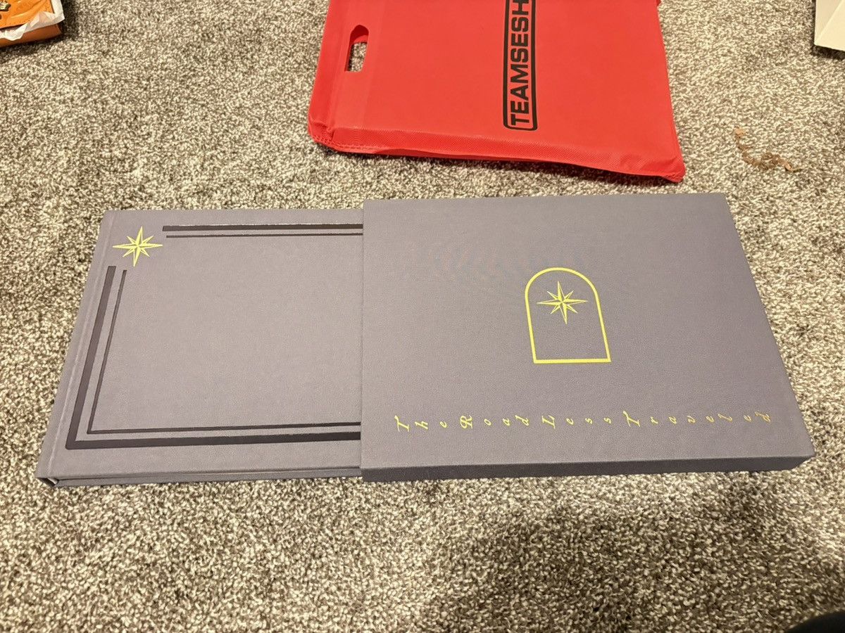 TeamSESH TeamSESH photo book *SIGNED BY BONES* Size ONE SIZE - 2 Thumbnail