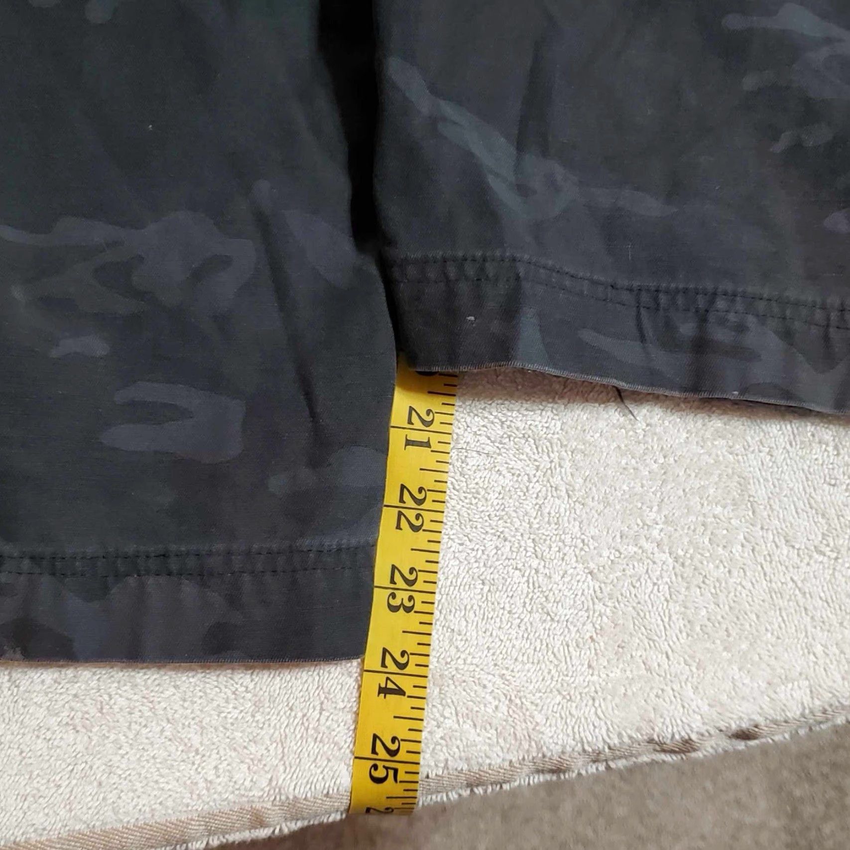 Levi's Levi's Pants Cargo Men Gray Camouflage 42 Inseam 24 Regular Size 42 Mens Cargo Gray Camouflage Pants Size US 42 / EU 58 - 5 Thumbnail