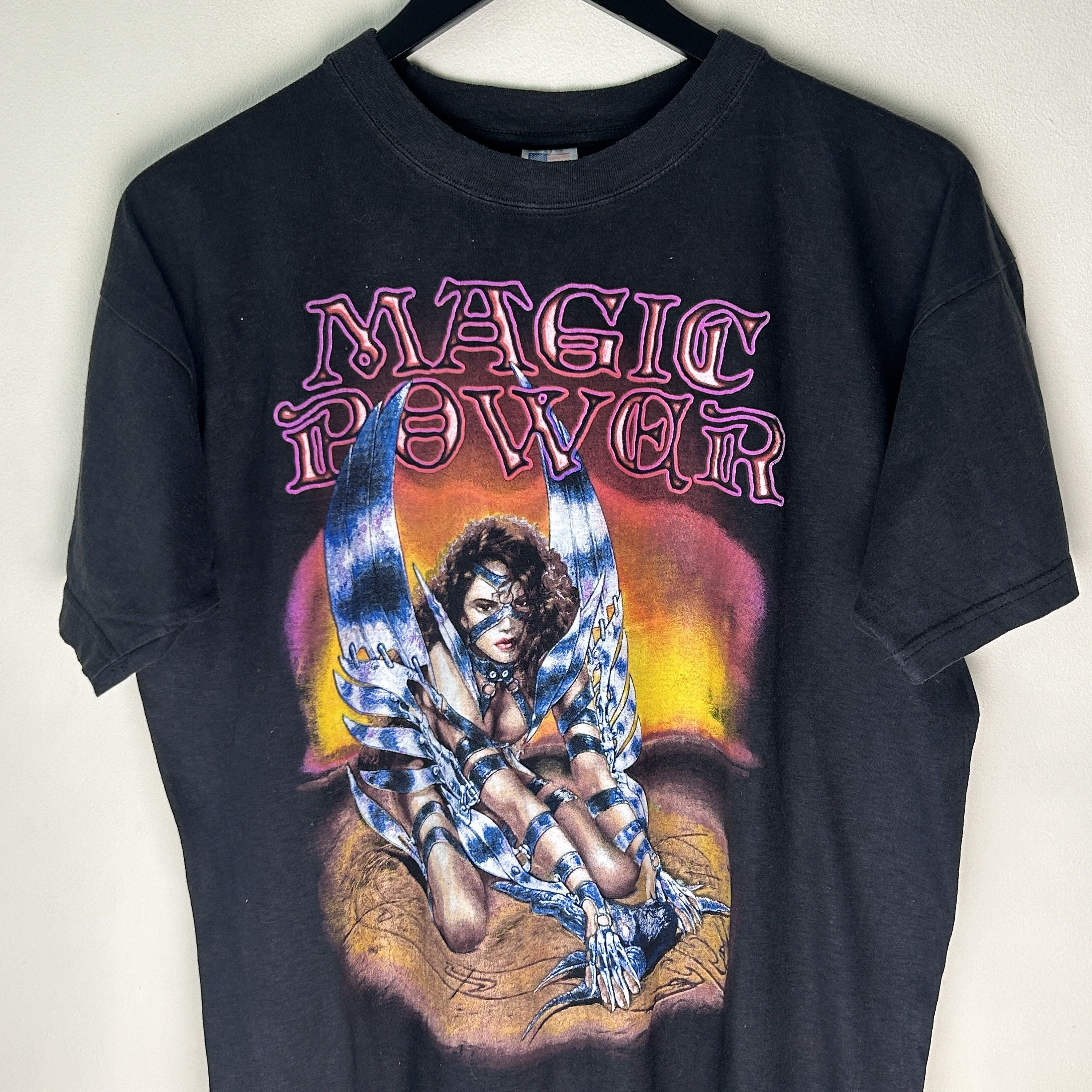Band Tees Vintage Magic Power Boris Vallejo 90's Art T-shirt Size US L / EU 52-54 / 3 - 2 Thumbnail
