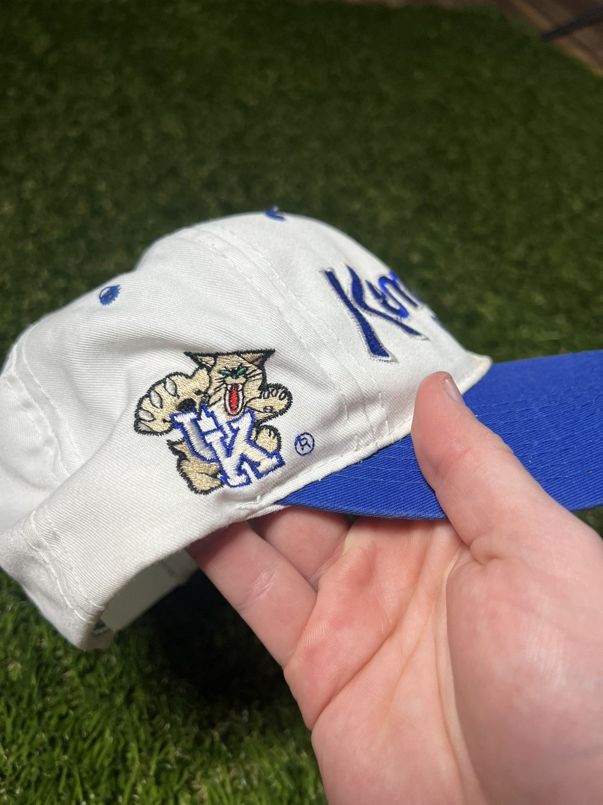 NCAA Vintage 90s Kentucky Wildcats Script Spell Out Snapback Hat Size ONE SIZE - 3 Thumbnail