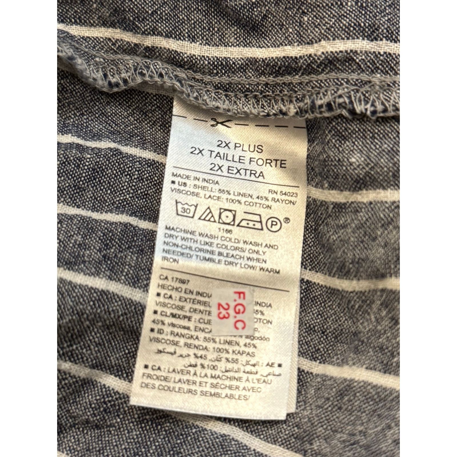 Old Navy NWT Old Navy Women's Gray White Stripes 3/4 Sleeve Top 2X Size XXL / US 16-18 / IT 52-54 - 6 Thumbnail
