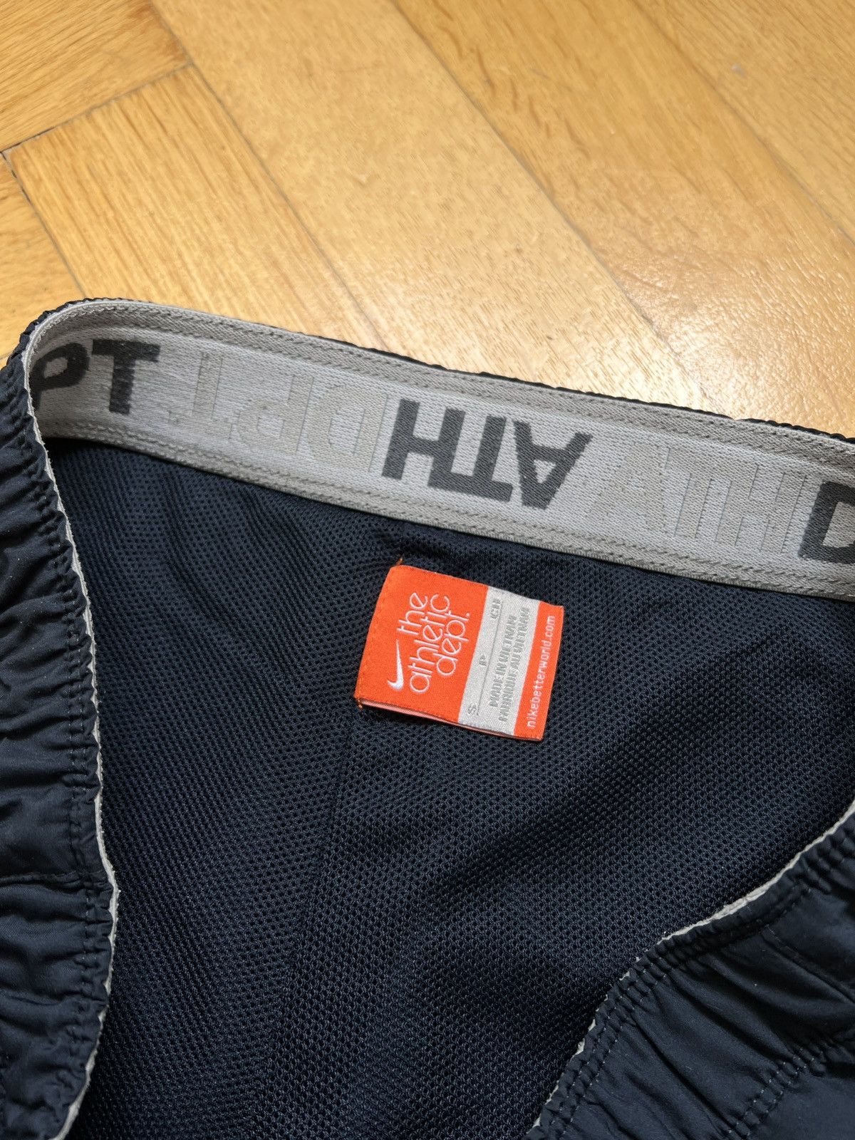 Nike × Vintage Nike VTG 2000s ultralight track pants dark blue navy y2k rap Size US 30 / EU 46 - 14 Thumbnail