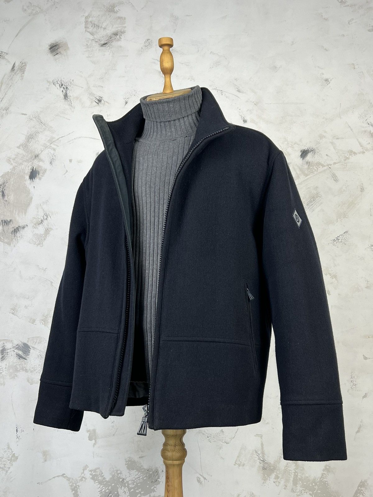 Henri Lloyd Vintage Henri Lloyd Navy Wool Bomber Jacket Size M Size US M / EU 48-50 / 2 - 1 Thumbnail