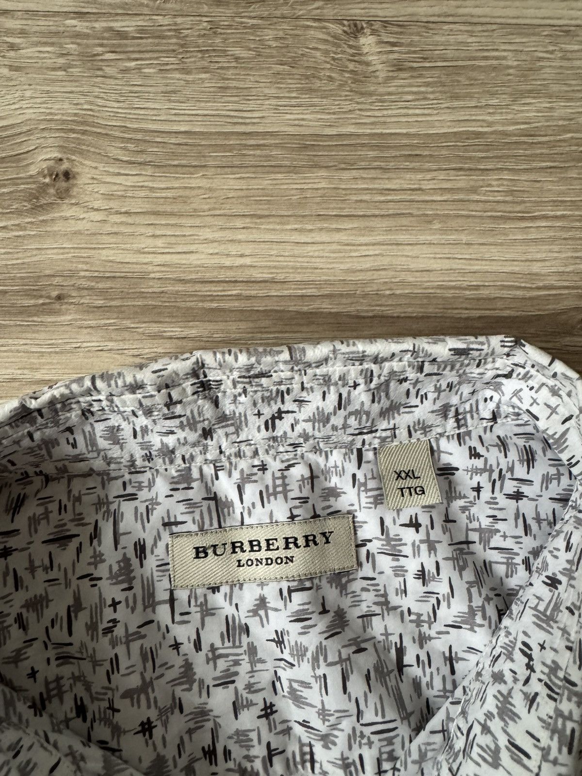 Burberry Burberry Printed Button Up Shirt Size US XXL / EU 58 / 5 - 5 Thumbnail