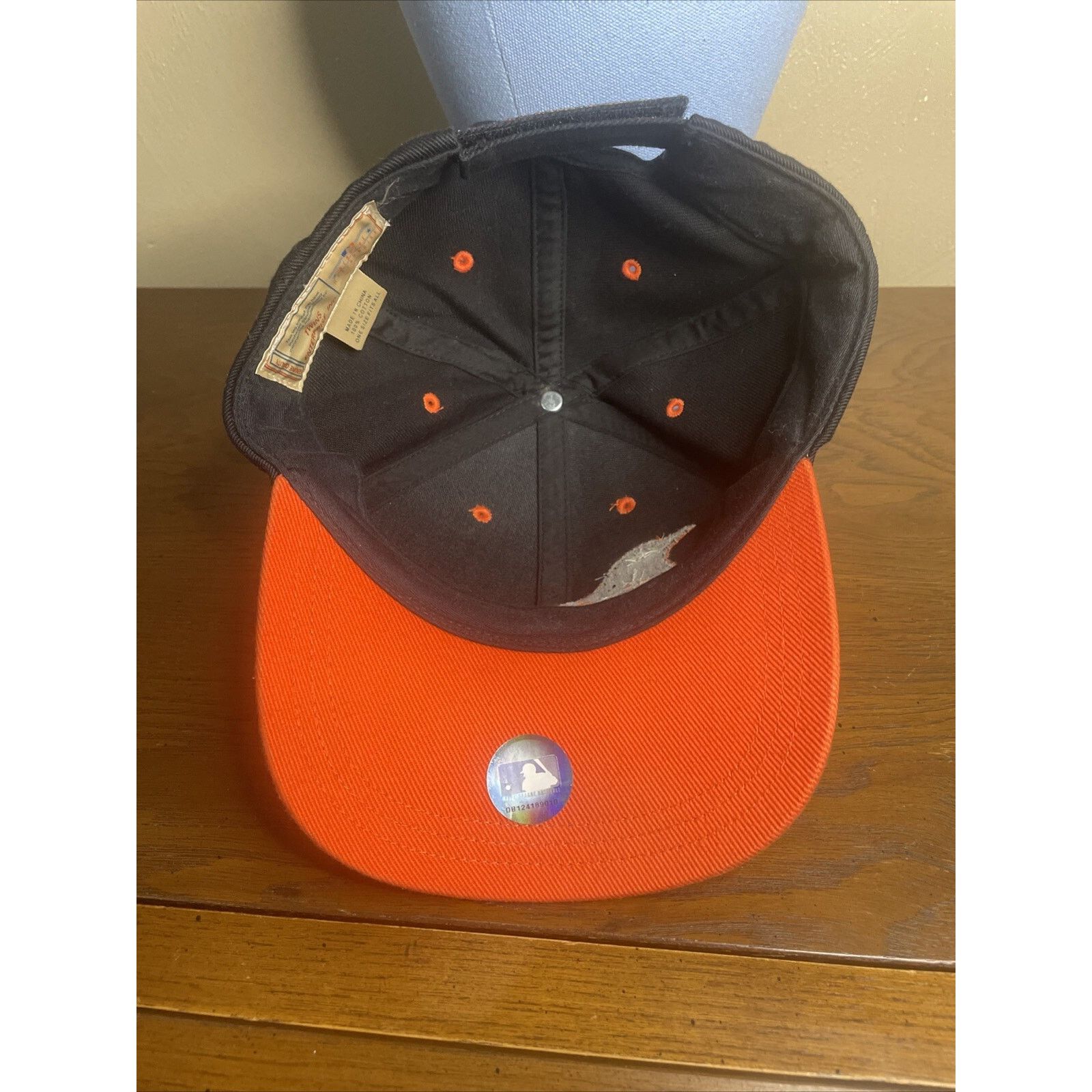 Twins Enterprise Inc. Vintage Baltimore Orioles Twins Enterprises Hat Strap EUC Size ONE SIZE - 6 Thumbnail