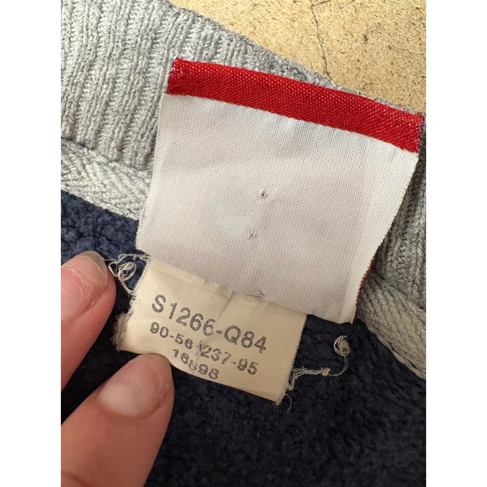 Champion Champion Vintage 90s Reverse Weave Navy Crewneck Sweater Size US XL / EU 56 / 4 - 7 Thumbnail