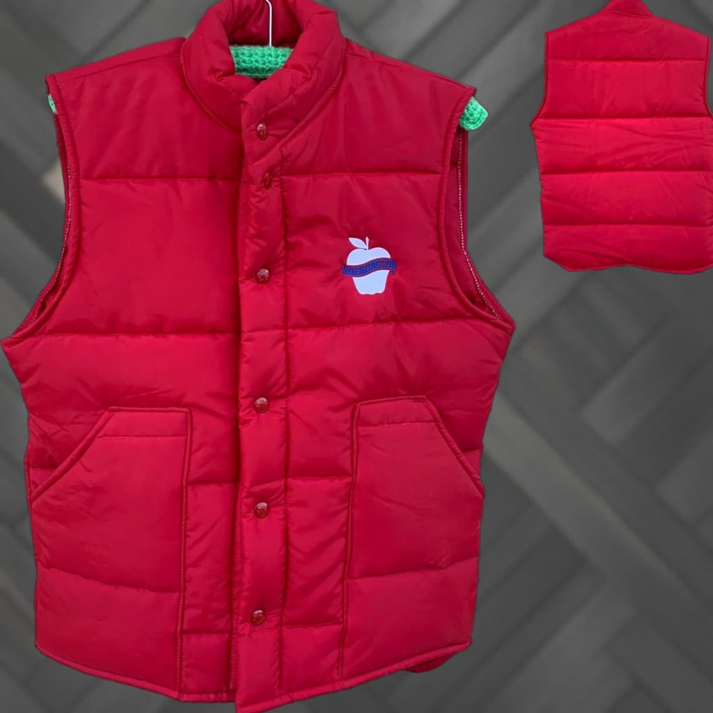 Vintage Vtg Washington Apple Embroidered Puffer Vest King Louie Union Made 70s 80s M Red Nylon Puffer Jacket Womens/Mens? Size US M / EU 48-50 / 2 - 1 Thumbnail