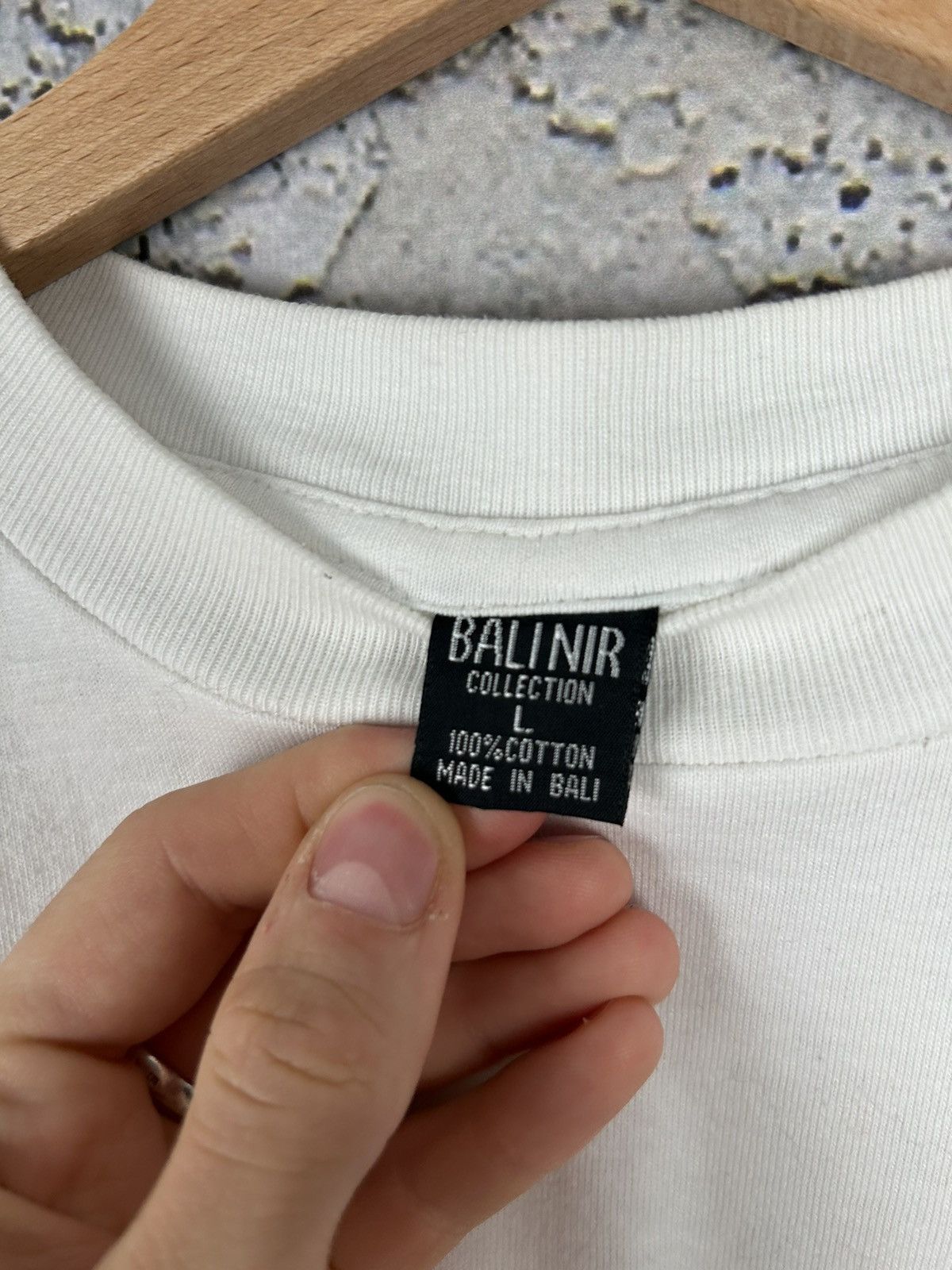 Other Vintage Bali Dog Fish Graphic Tee Boxy Animal Hype Size US L / EU 52-54 / 3 - 5 Thumbnail