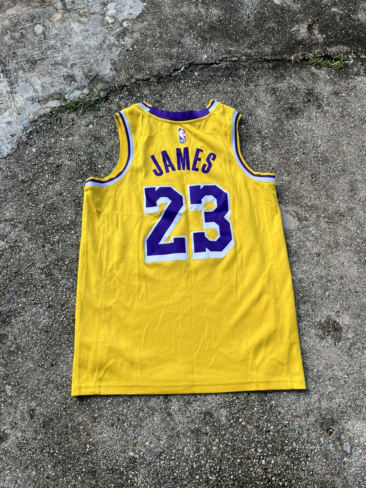NBA Lakers NBA Nike Jersey James 23 Size US M / EU 48-50 / 2 - 2 Thumbnail