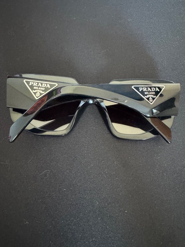 Prada Prada Sunglasses with Triangle logo Size ONE SIZE - 2 Thumbnail
