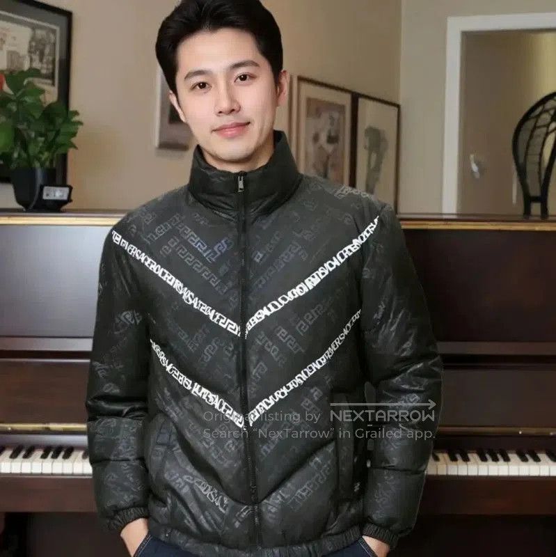 Versace Versace Men's Black Puffer Jacket Medium . Size US M / EU 48-50 / 2 - 8 Thumbnail