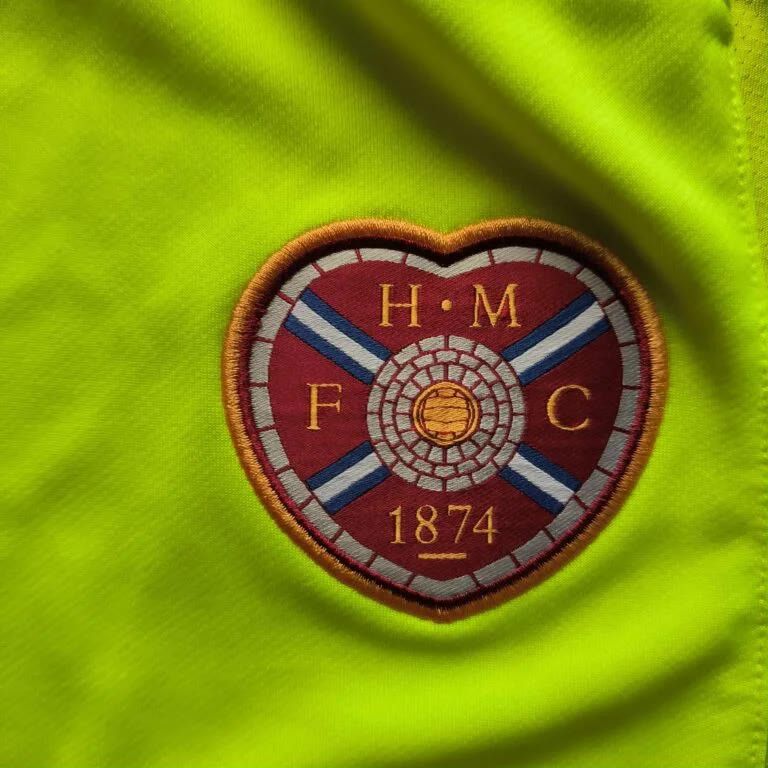 Umbro Heart Of Midlothian 2017-18 Umbro GK football jersey size S Size US S / EU 44-46 / 1 - 3 Thumbnail