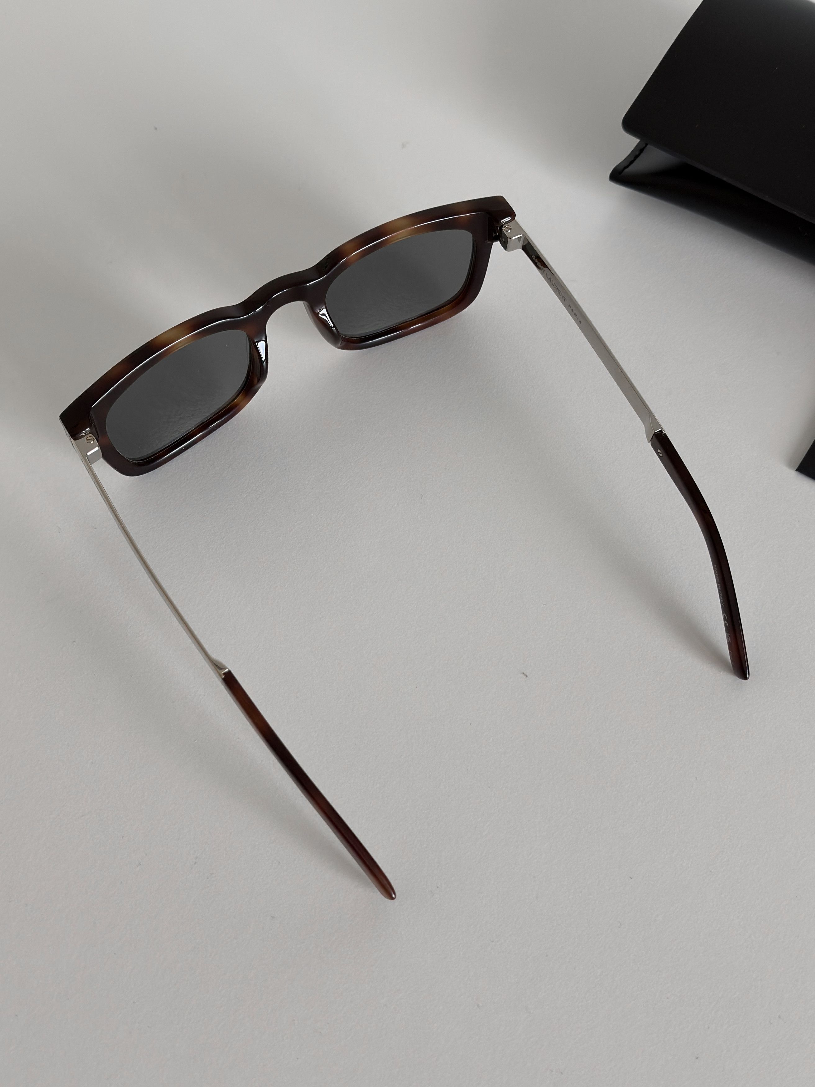 Saint Laurent Paris Saint Laurent sunglasses Size ONE SIZE - 7 Thumbnail