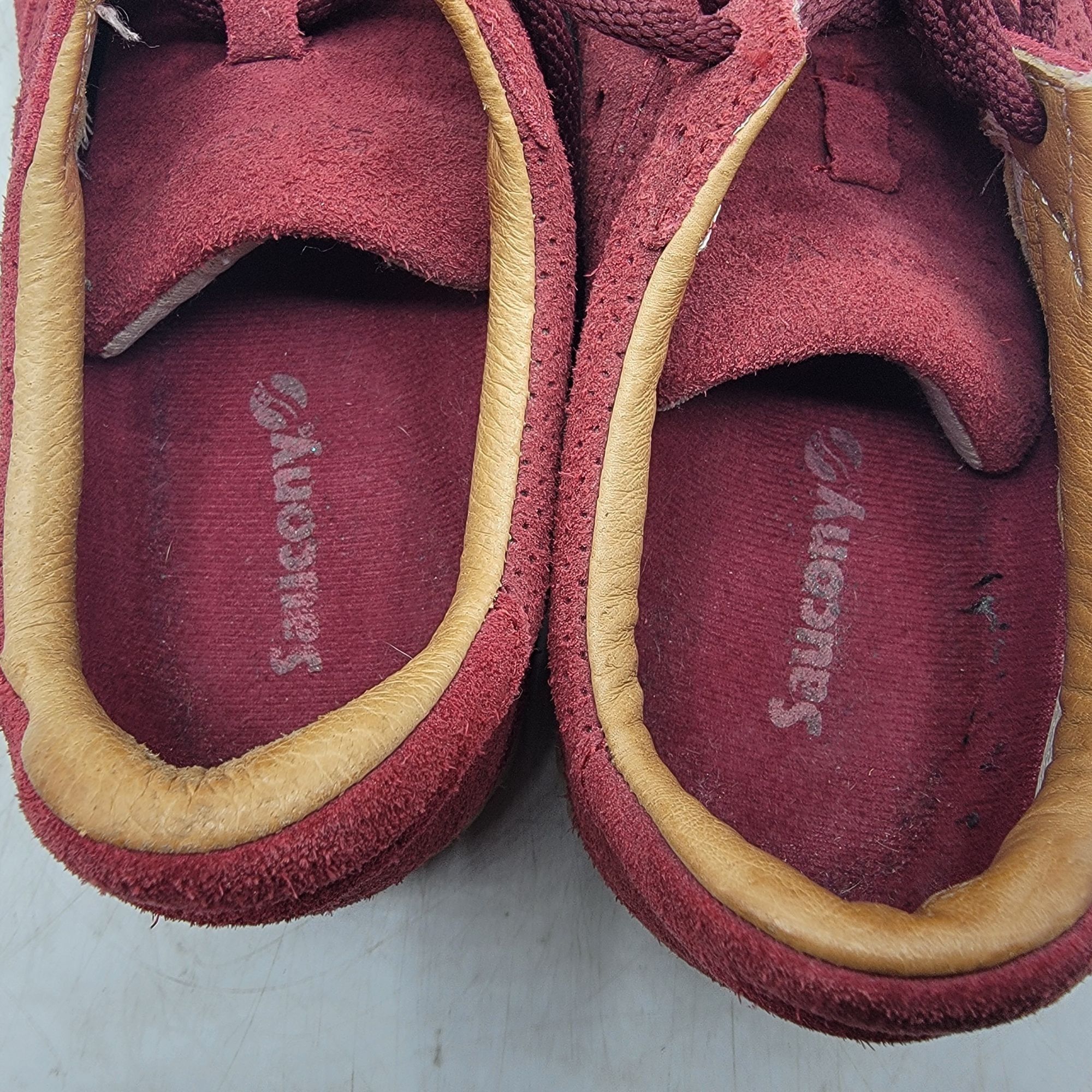 Saucony Saucony Jazz Womens 8.5 Red Sneaker Shoes Casual Walking Com Size US 8.5 / IT 38.5 - 9 Thumbnail
