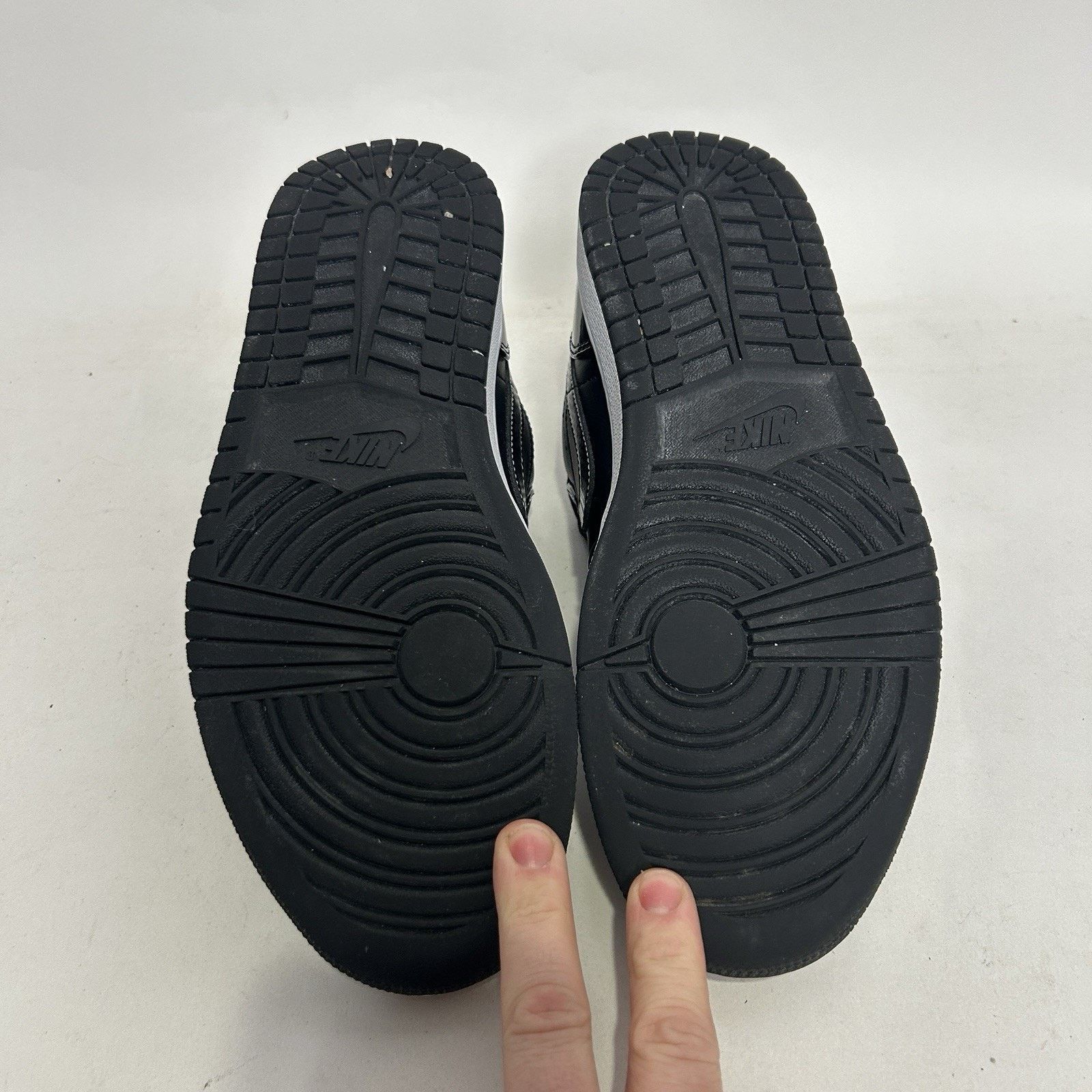 Jordan Brand Nike Air Jordan 1 Low Retro “All Star/Carbon” DD1650-001 Size US 9 / EU 42 - 7 Thumbnail