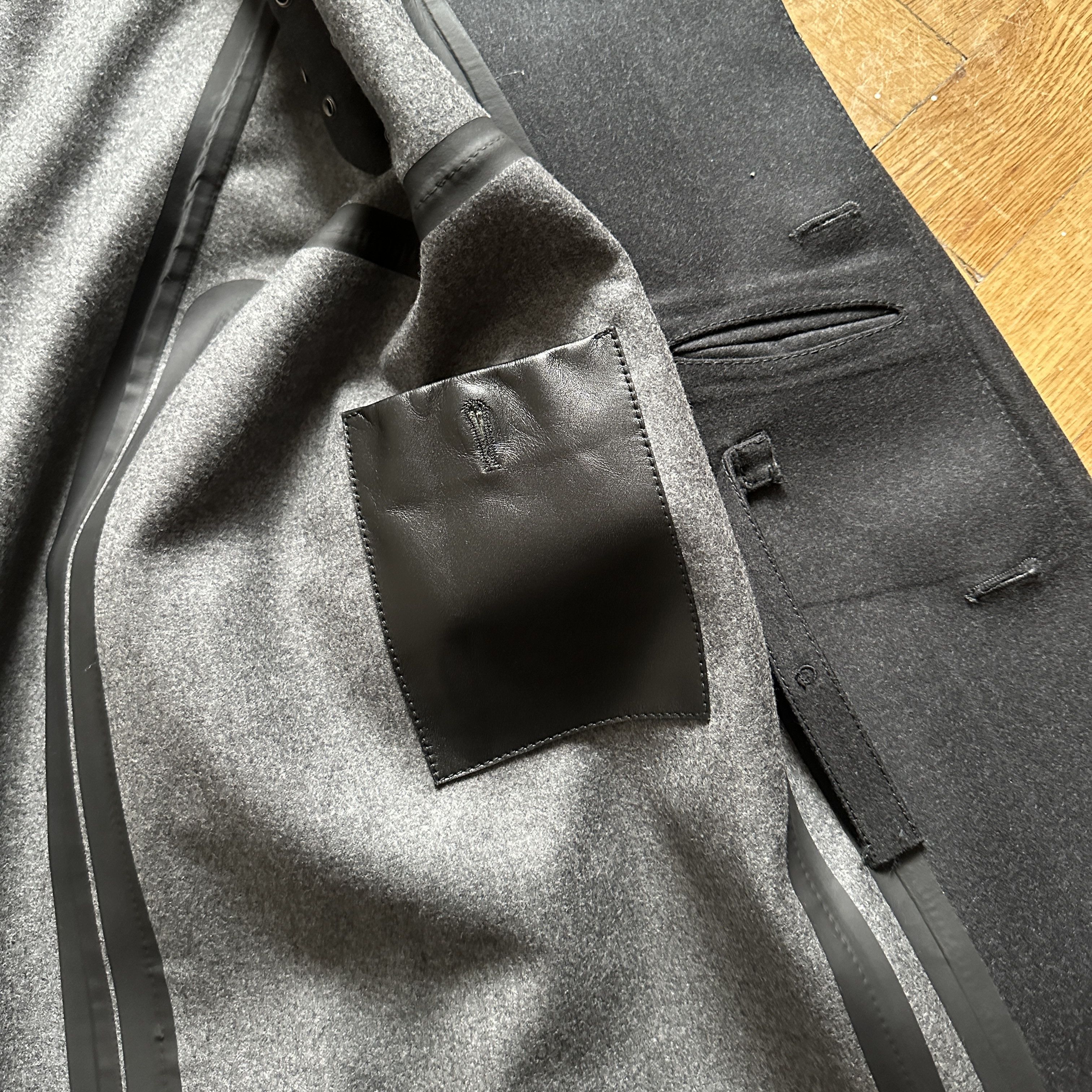 Berluti FW17 Prototype Grey Corduroy Collar Coat Size US S / EU 44-46 / 1 - 8 Thumbnail