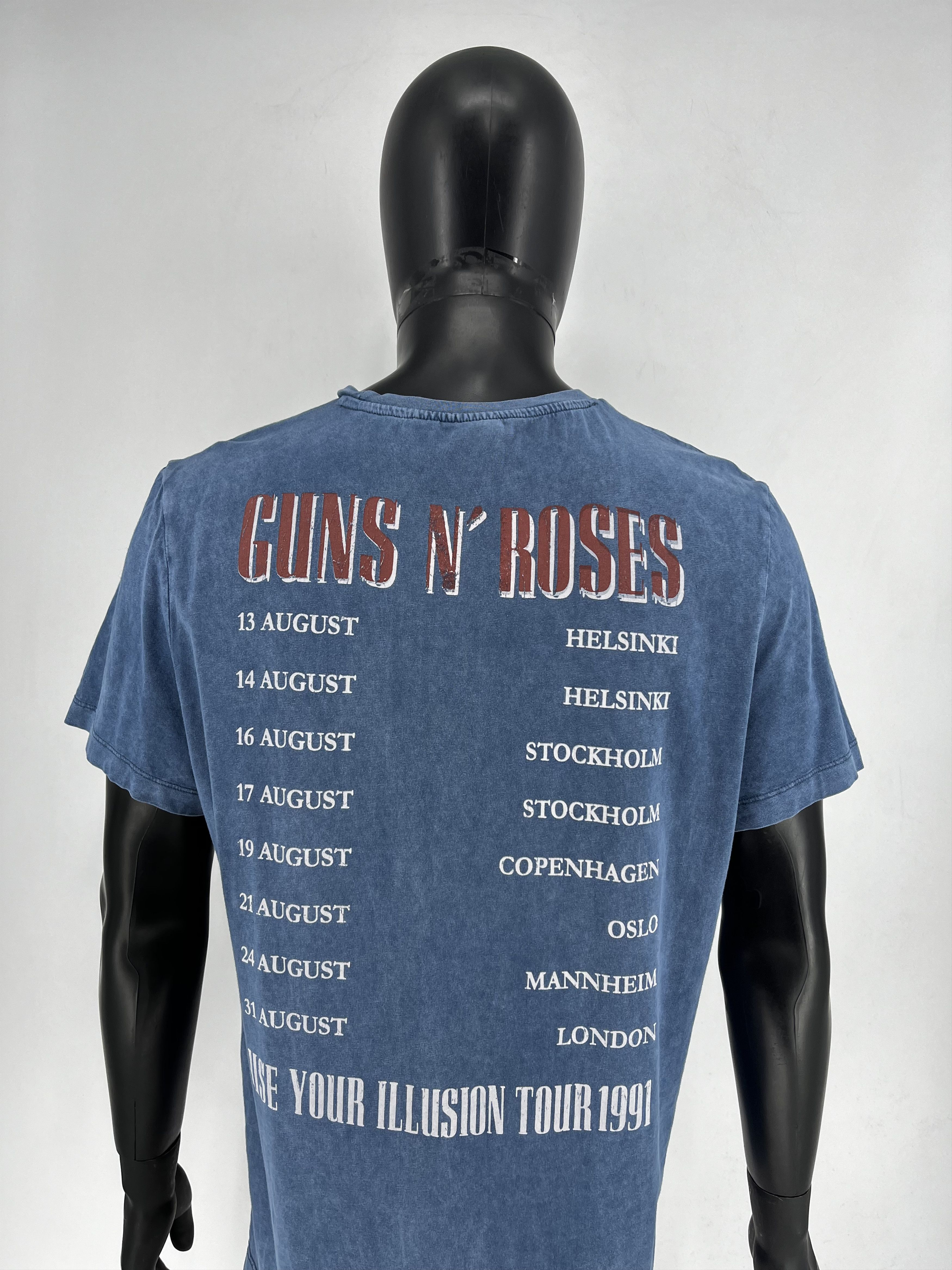 Band Tees × Vintage Guns N Roses Use Your Illusion Band Vintage Tshirts Size L Size US L / EU 52-54 / 3 - 10 Thumbnail