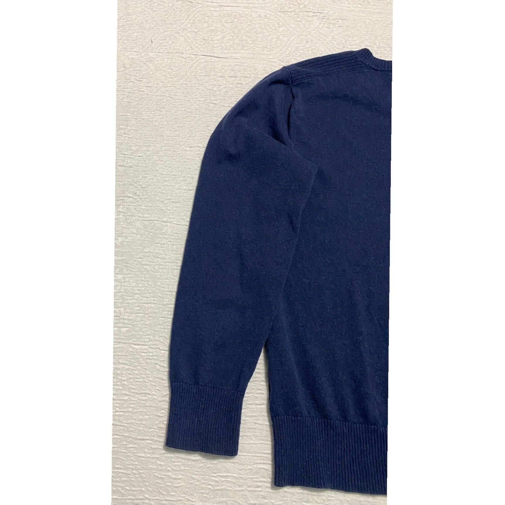 Banana Republic Banana Republic Mens V-Neck Sweater Long Sleeve Medium Blue Cotton Knit Pullover Casual Classic All Seasons Size US M / EU 48-50 / 2 - 6 Thumbnail