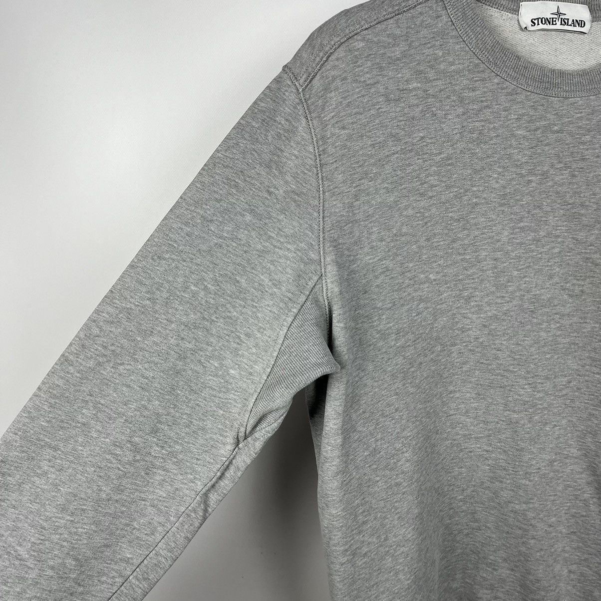 Stone Island Stone Island grey crewneck sweatshirt Size US M / EU 48-50 / 2 - 13 Thumbnail