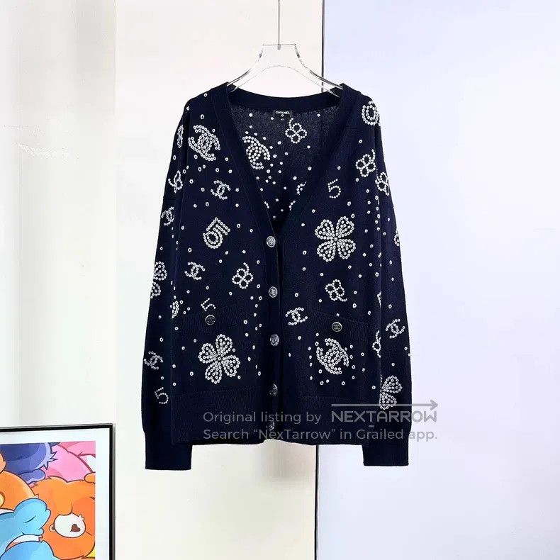 Chanel Chanel 23P dark blue embroidered pattern knitted cardigan Size S / US 4 / IT 40 - 1 Thumbnail