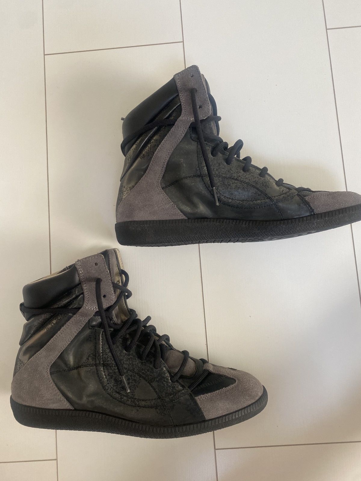Maison Margiela Maison Martin Margiela men’s reflective leather Sneaker 41 Size US 8 / EU 41 - 1 Thumbnail