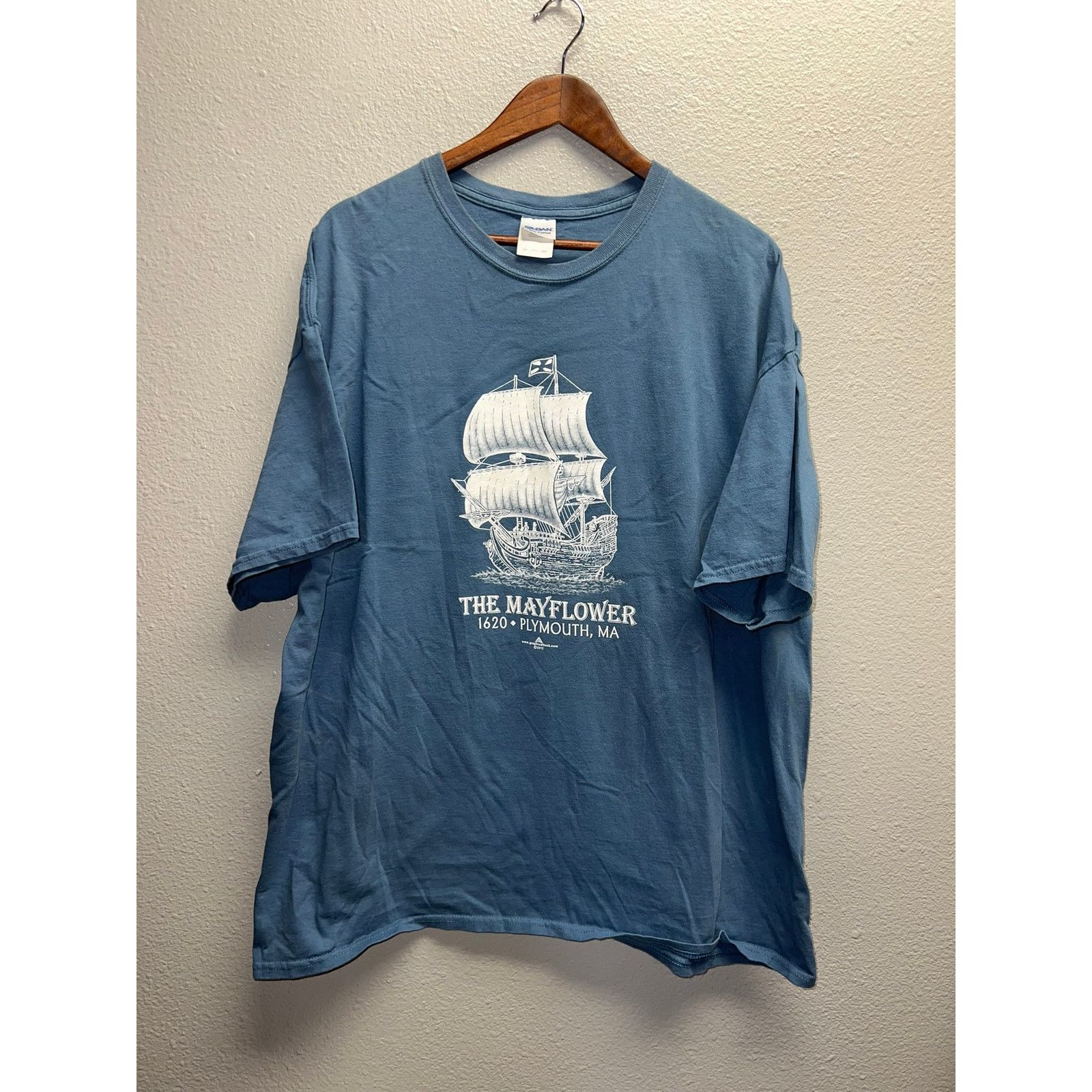 Gildan Vintage The Mayflower Shirt Plymouth MA Pilgrim Tee VTG 2XL Size US XXL / EU 58 / 5 - 1 Thumbnail