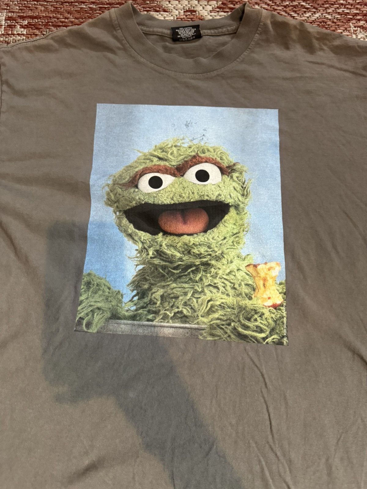 Other Dumbgood Oscar the Grouch Photo Tee Size XL Grey Size US XL / EU 56 / 4 - 2 Thumbnail