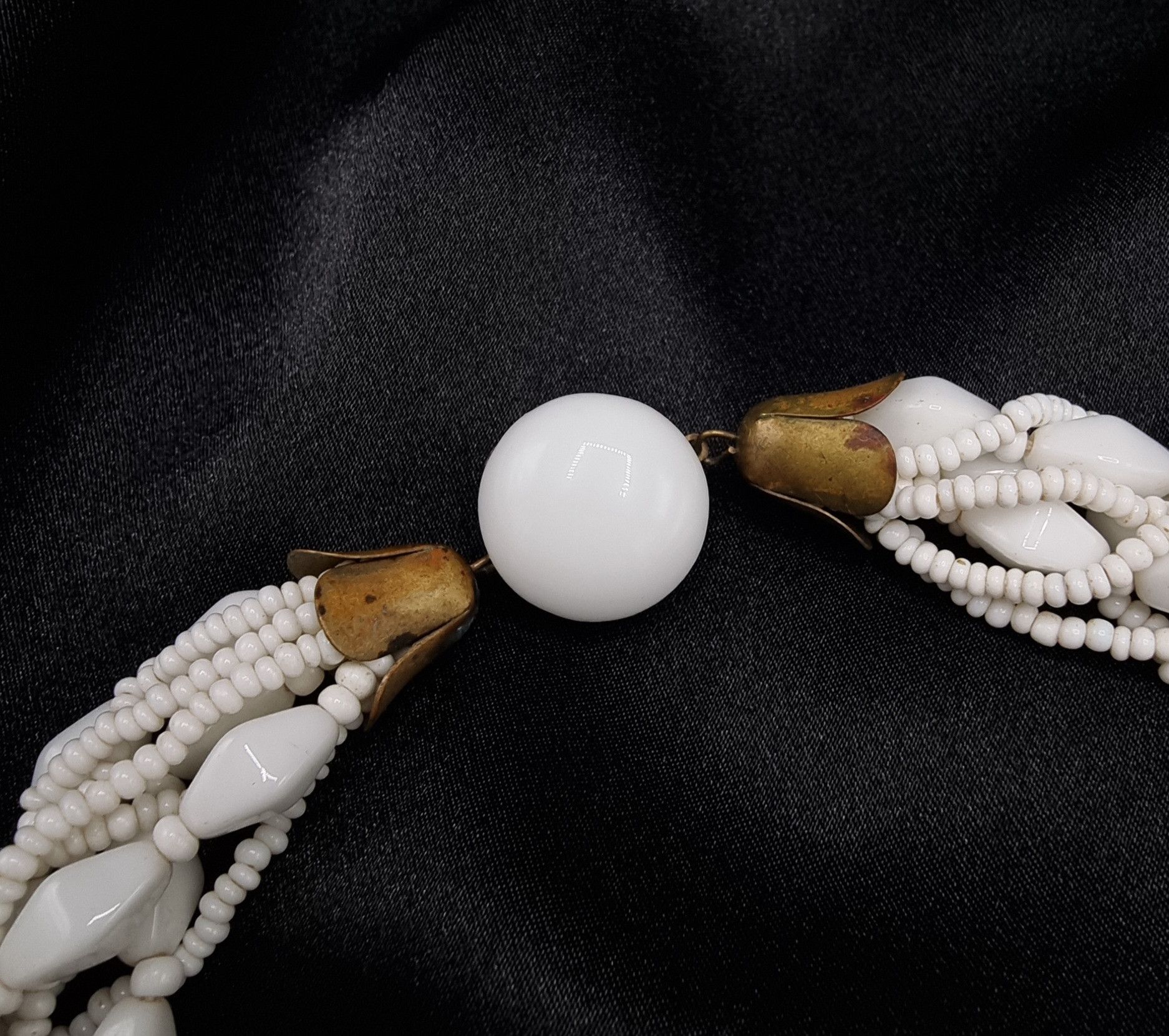Vintage Vintage 1950s Czechoslovakian Signed White Beaded Multi-Stra Size ONE SIZE - 5 Thumbnail