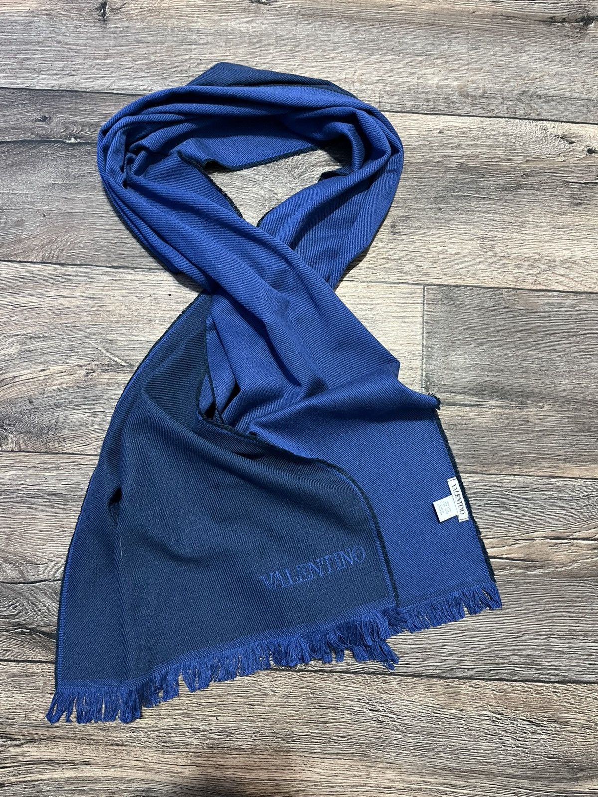 Valentino Authentic Valentino Luxury Blue Silk Scarf 180x40 cm Size ONE SIZE - 1 Thumbnail