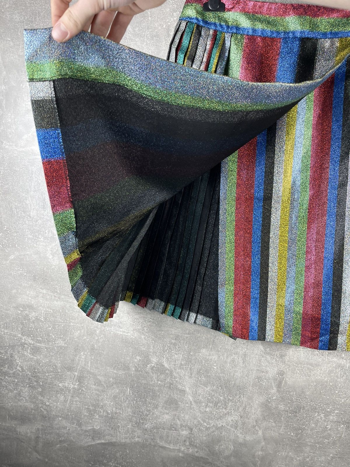 Other Marco de Vincenzo Glitter Multicolor Pleated Rainbow Skirt Size 30" / US 8 / IT 44 - 4 Thumbnail
