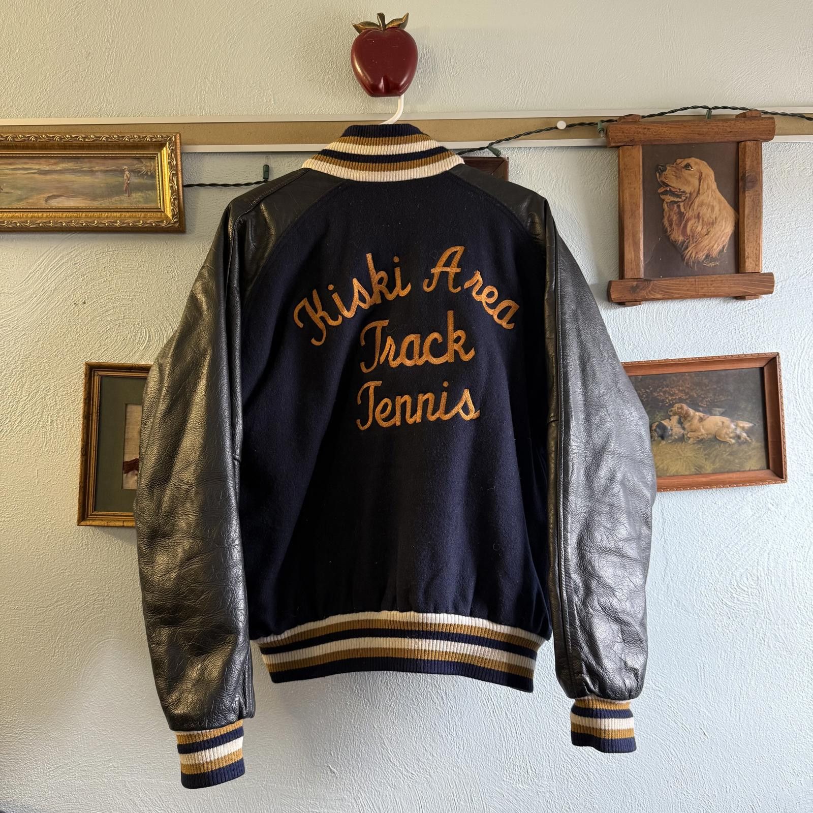 Rennoc Vintage 2000's Rennoc Navy, Black, and Gold Varsity Jacket Size US M / EU 48-50 / 2 - 2 Thumbnail
