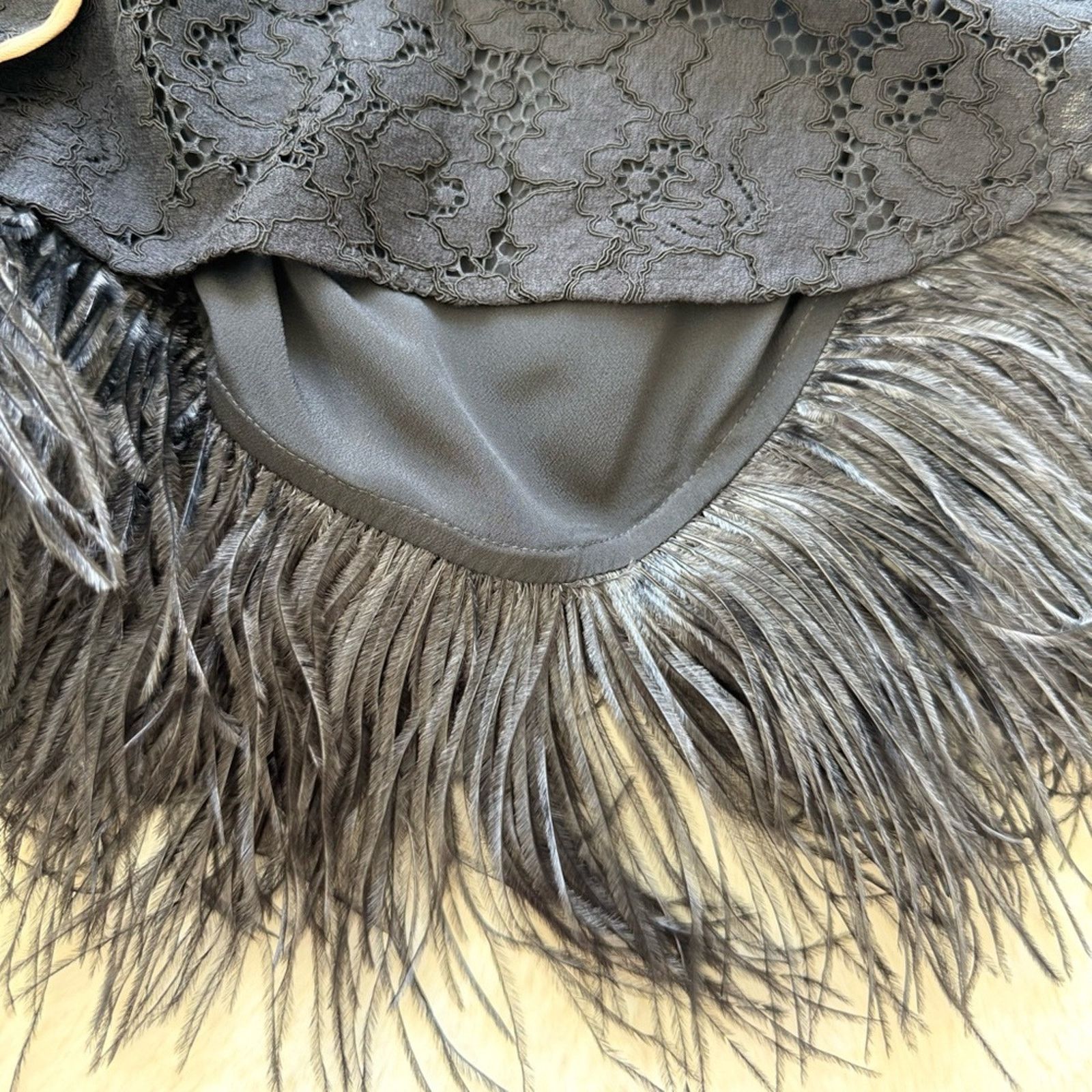 No. 21 No. 21 Women dress with feathers size 46IT or 10US 2500$ Size L / US 10 / IT 46 - 14 Thumbnail