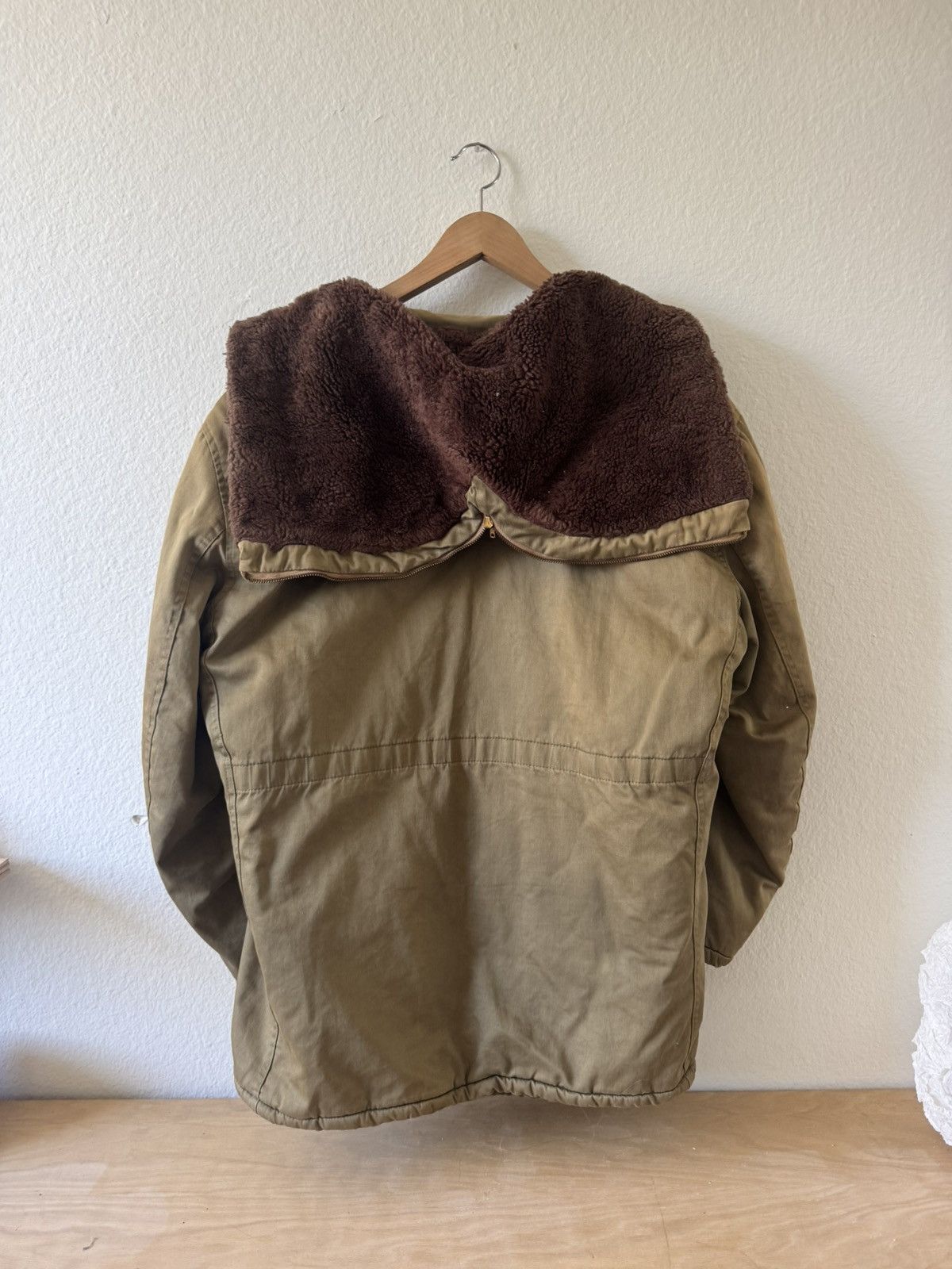 Vintage Vintage Military-Style Parka with Sherpa Hood – Olive Green Size US L / EU 52-54 / 3 - 5 Thumbnail