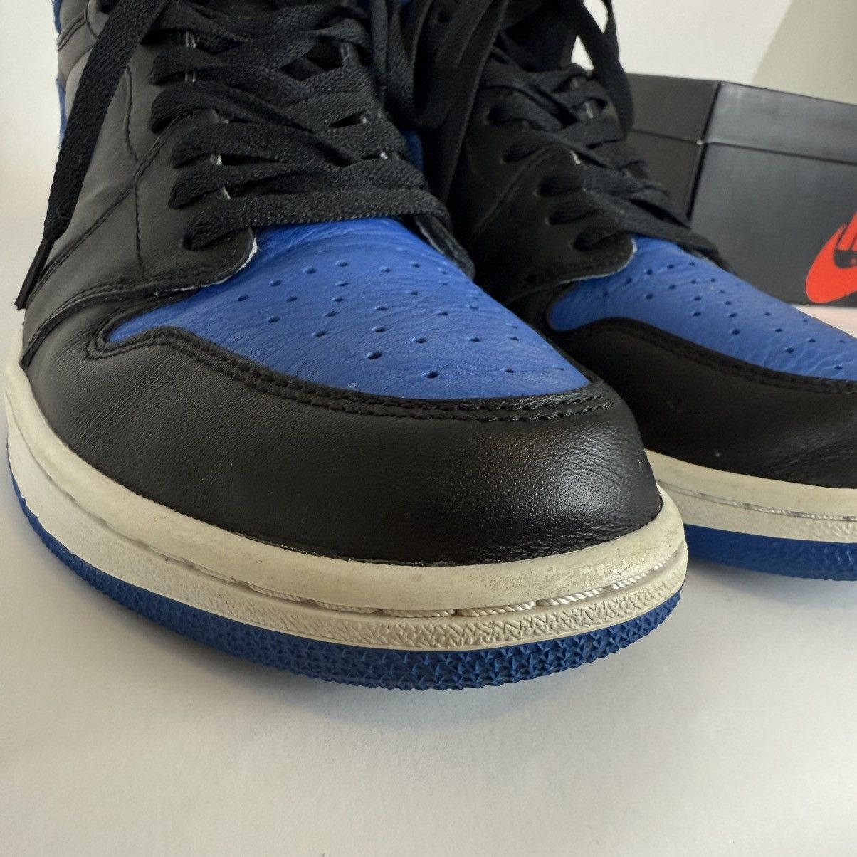 Jordan Brand × Nike Size 10.5-Jordan 1 Royal Blue 2017- NEAR BRAND NEW! Size US 10.5 / EU 43-44 - 4 Thumbnail