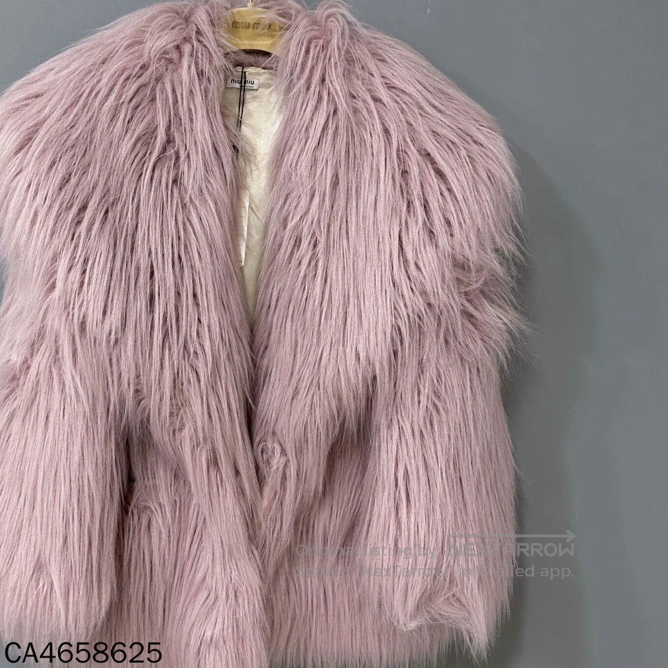 Miu Miu Miu Miu Pink Fuzzy Show Coat. Size XS / US 0-2 / IT 36-38 - 2 Thumbnail