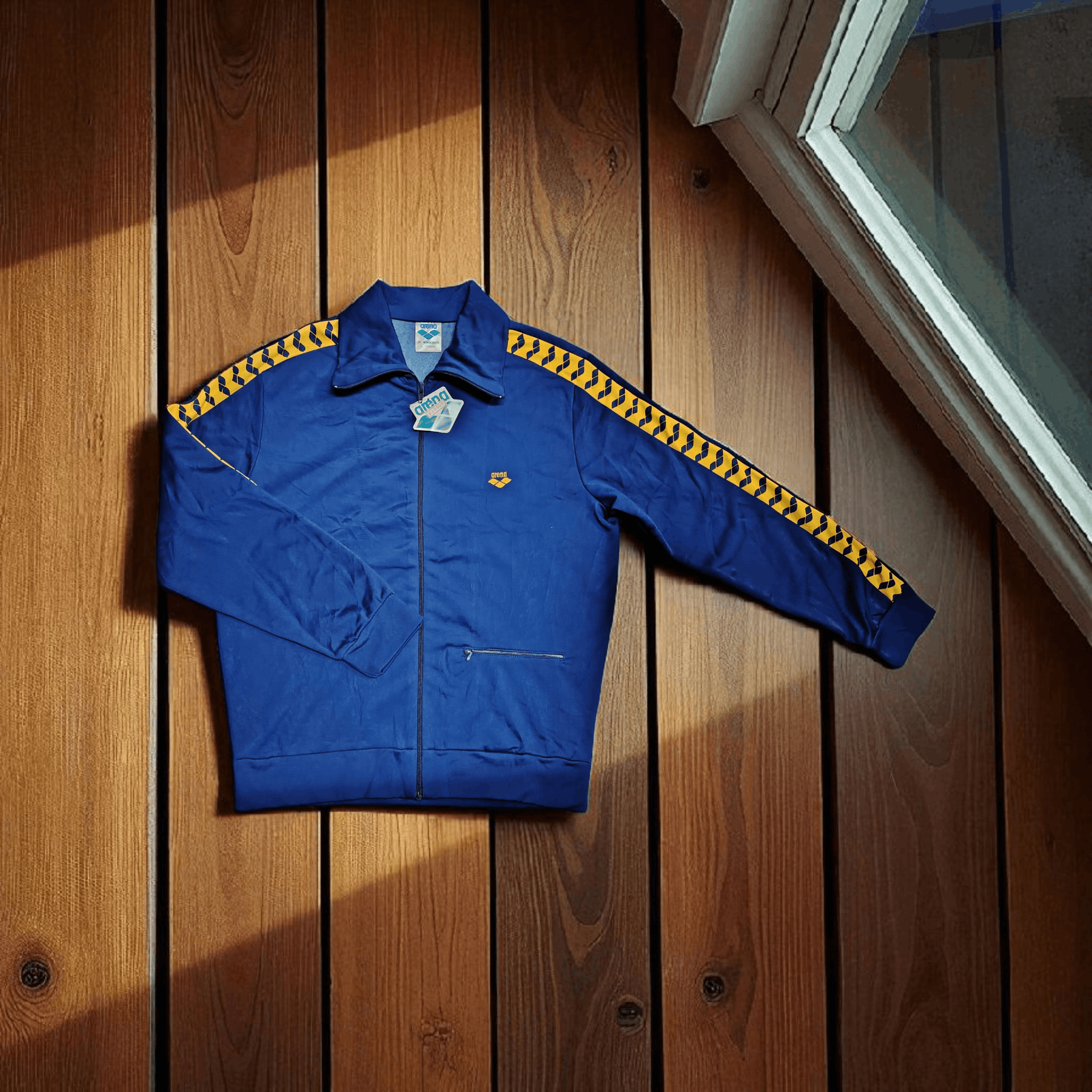 Japanese Brand vintage arena track top jacket Size US L / EU 52-54 / 3 - 1 Thumbnail