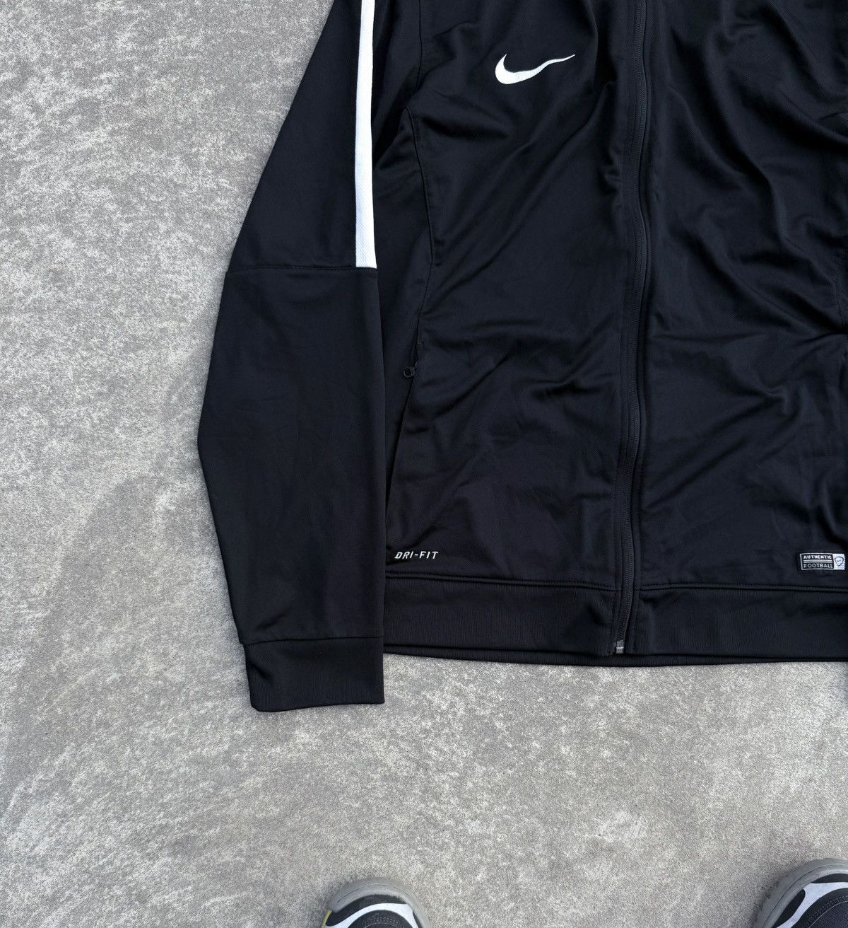 Other Vintage Nike Y2K avantgarde streetwear zip jacket Size US XL / EU 56 / 4 - 3 Thumbnail