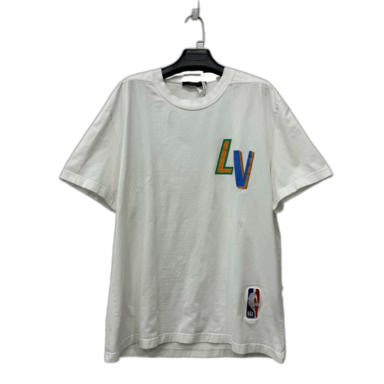 Louis Vuitton Louis Vuitton x NBA White Logo Short Sleeve T-shirt Size US XL / EU 56 / 4 - 1 Thumbnail