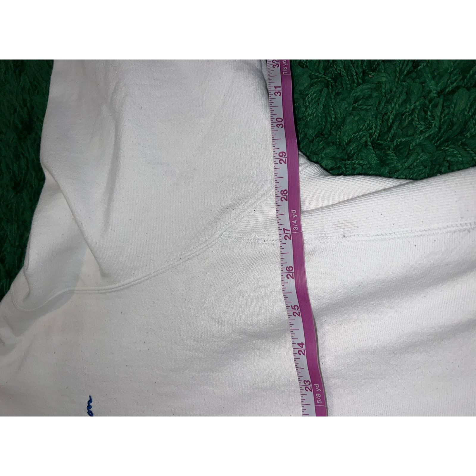 Champion Champion Reverse Weave Sweatshirt White Crewneck 2000s 3XL Size US XXL / EU 58 / 5 - 10 Thumbnail